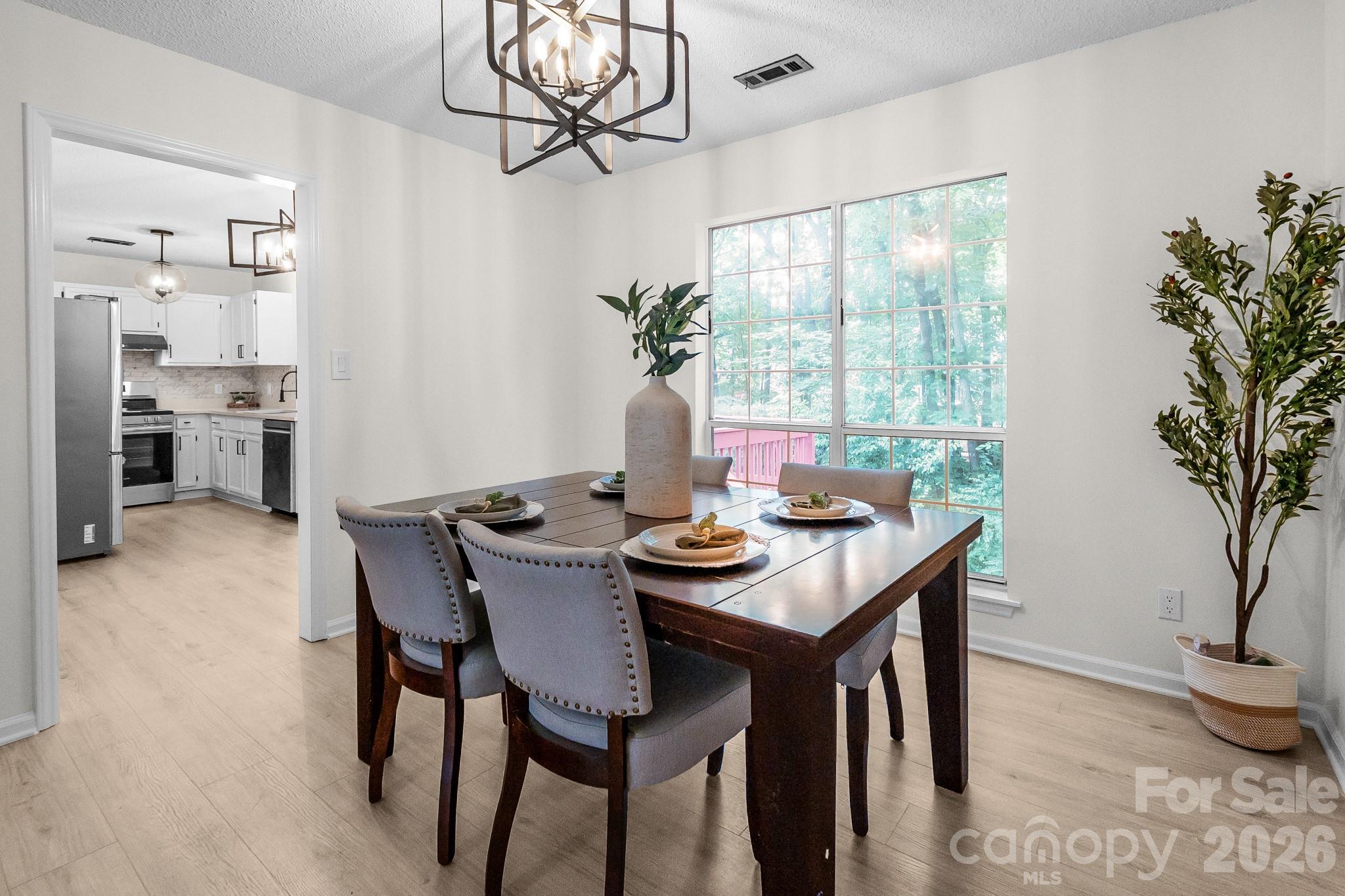 8314 David Lee Lane — Charlotte