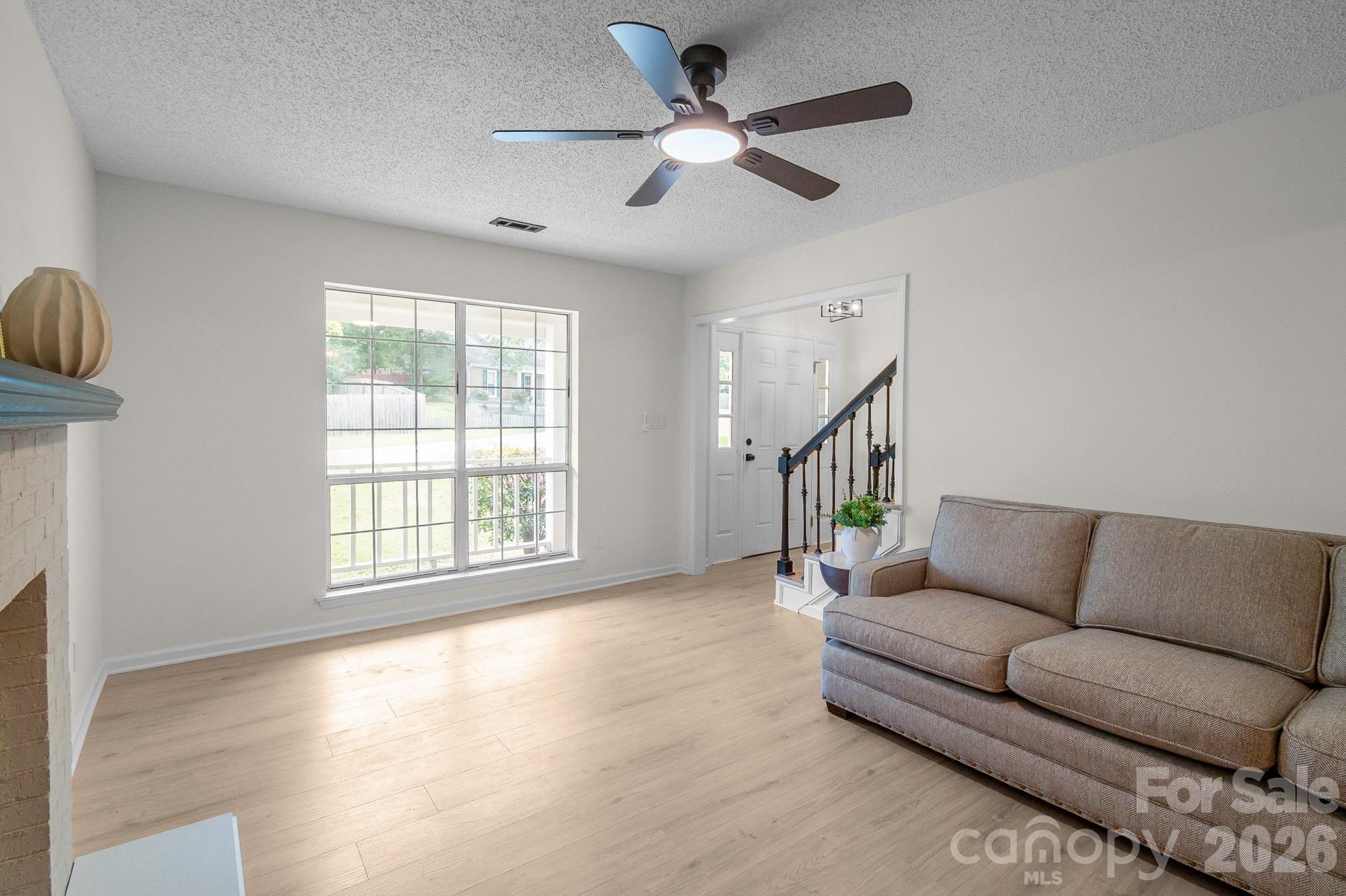 8314 David Lee Lane — Charlotte