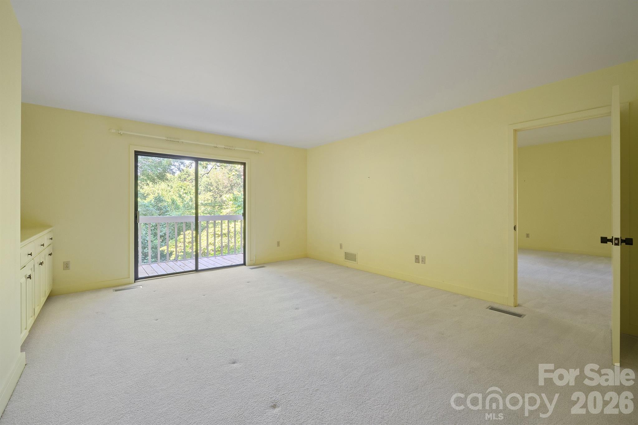 955 19th Avenue NW — Hickory