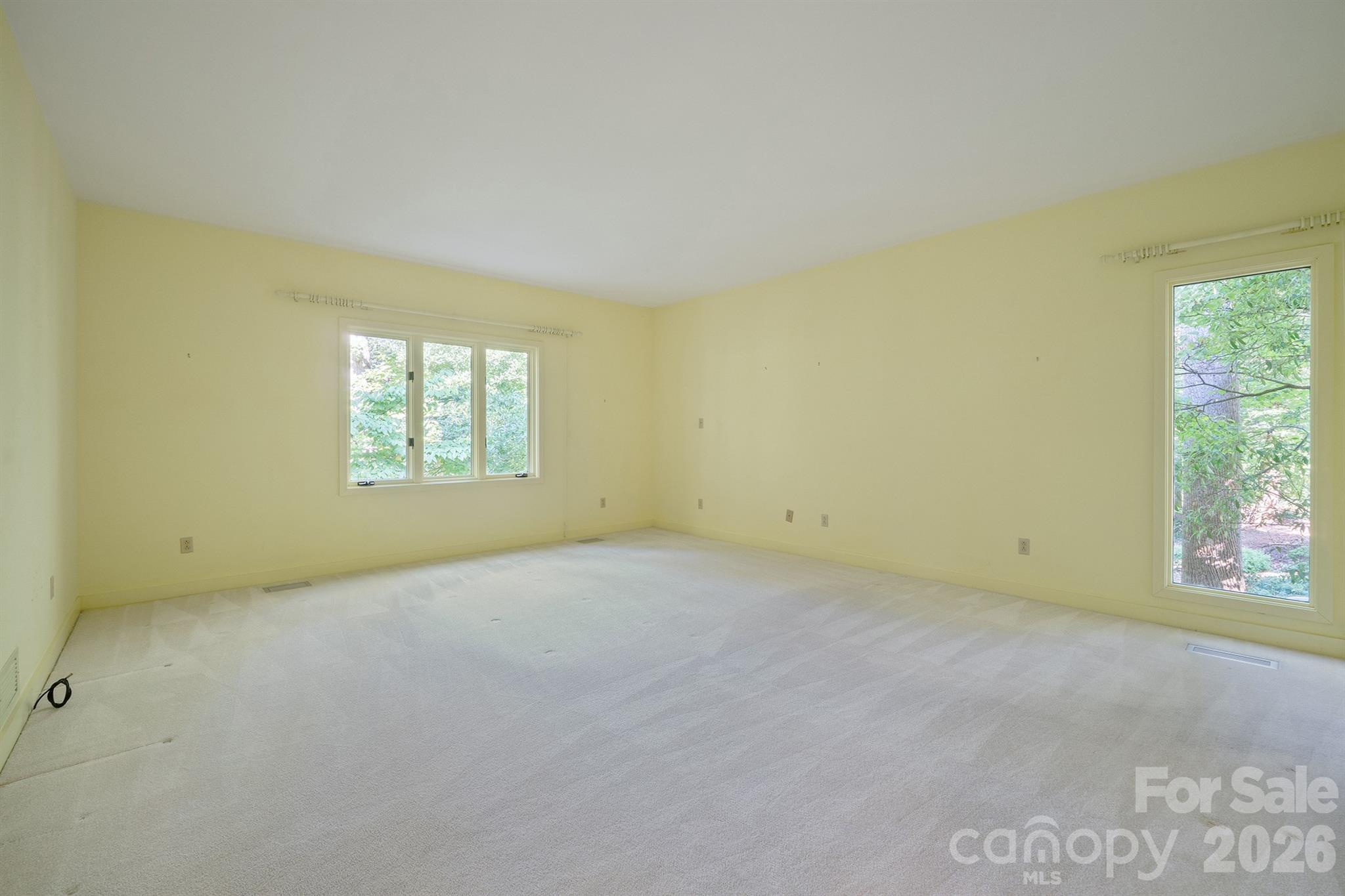 955 19th Avenue NW — Hickory