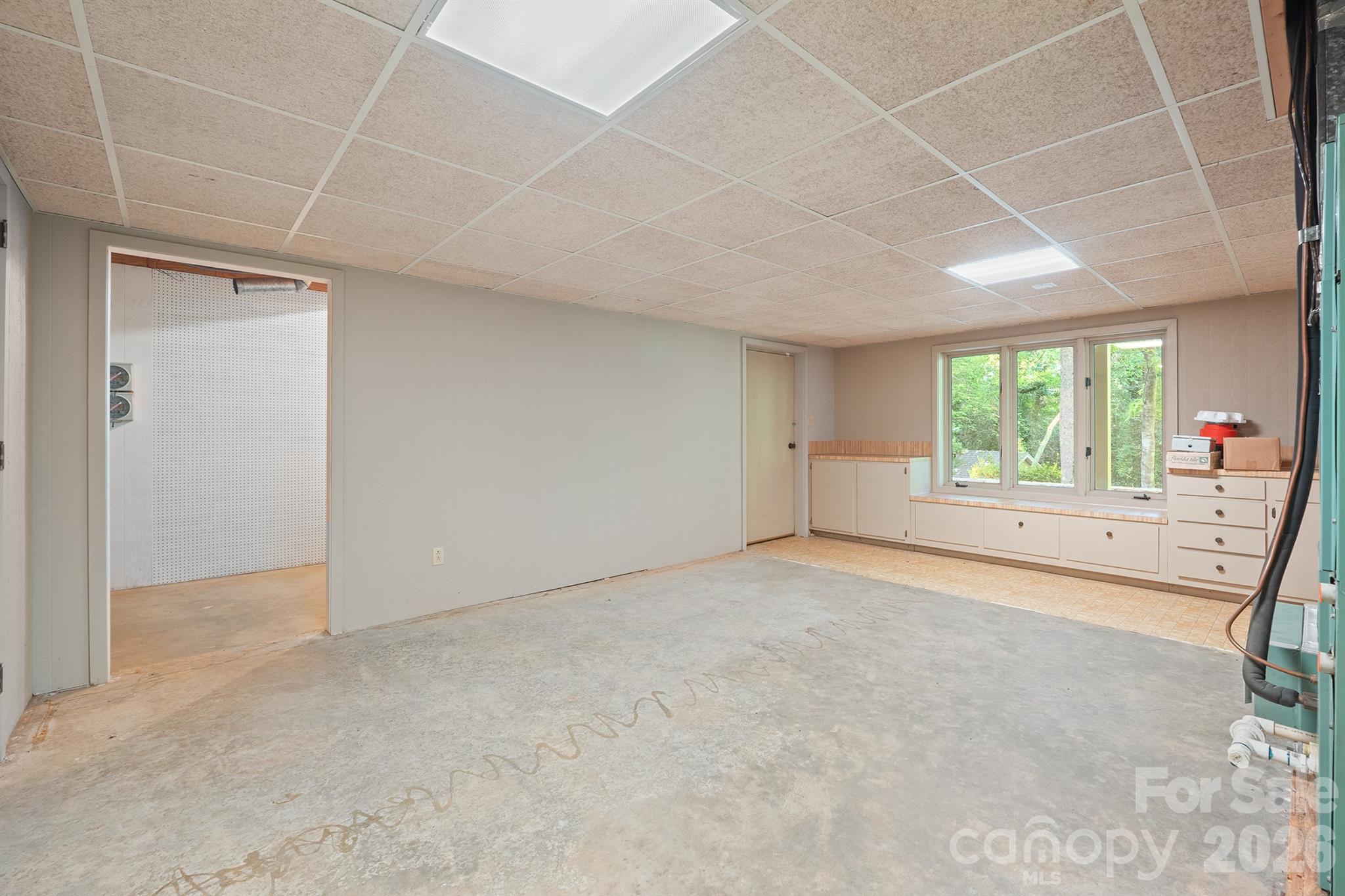 955 19th Avenue NW — Hickory