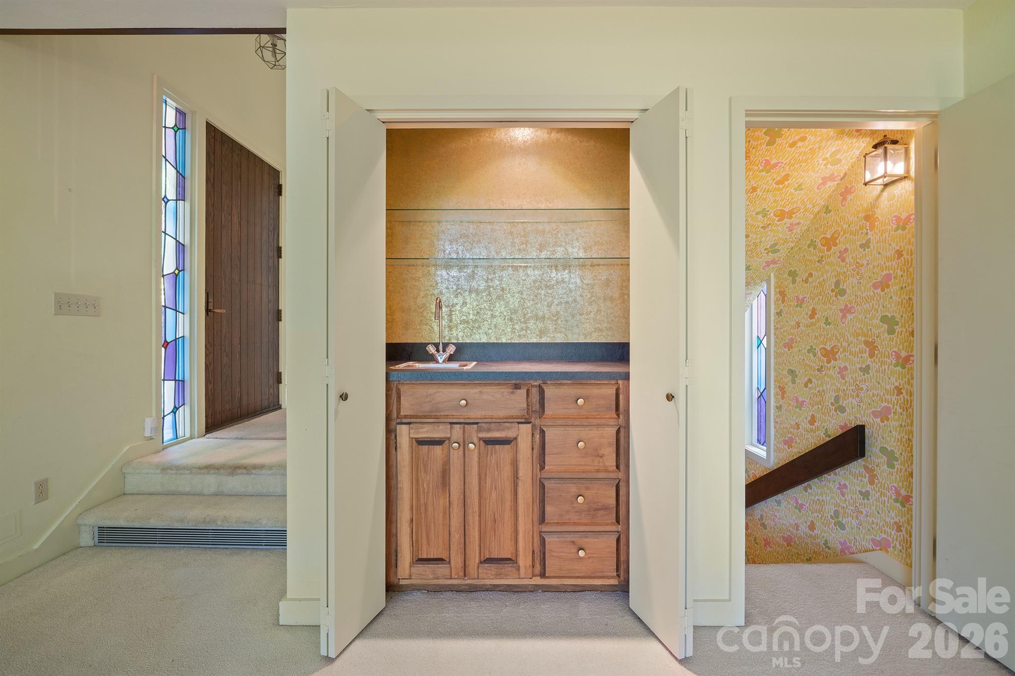 955 19th Avenue NW — Hickory