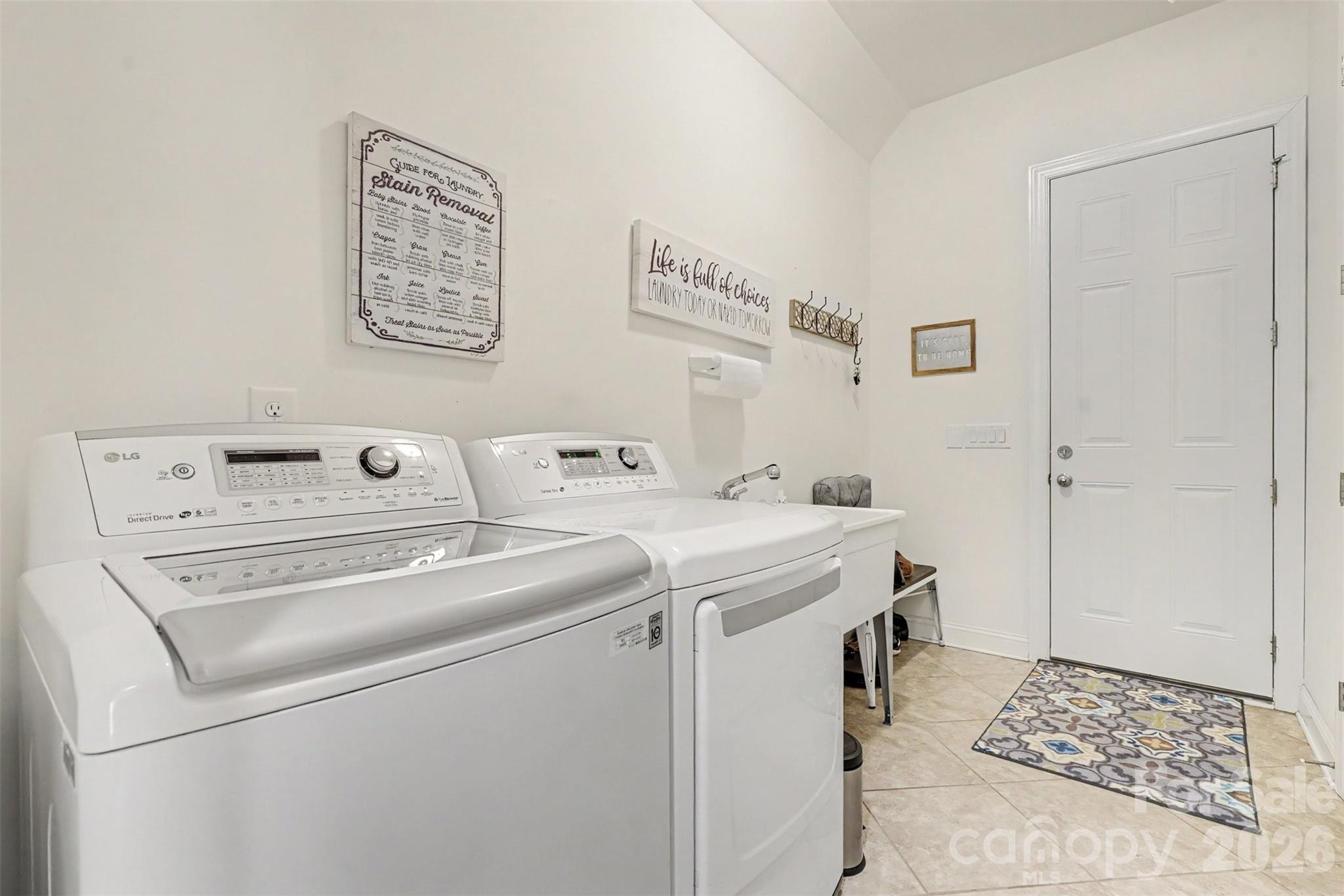 1613 Painted Horse Drive — Indian Trail