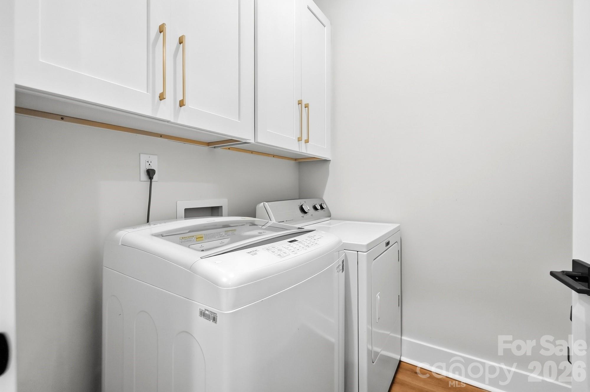 369 Sunderland Road — Belmont