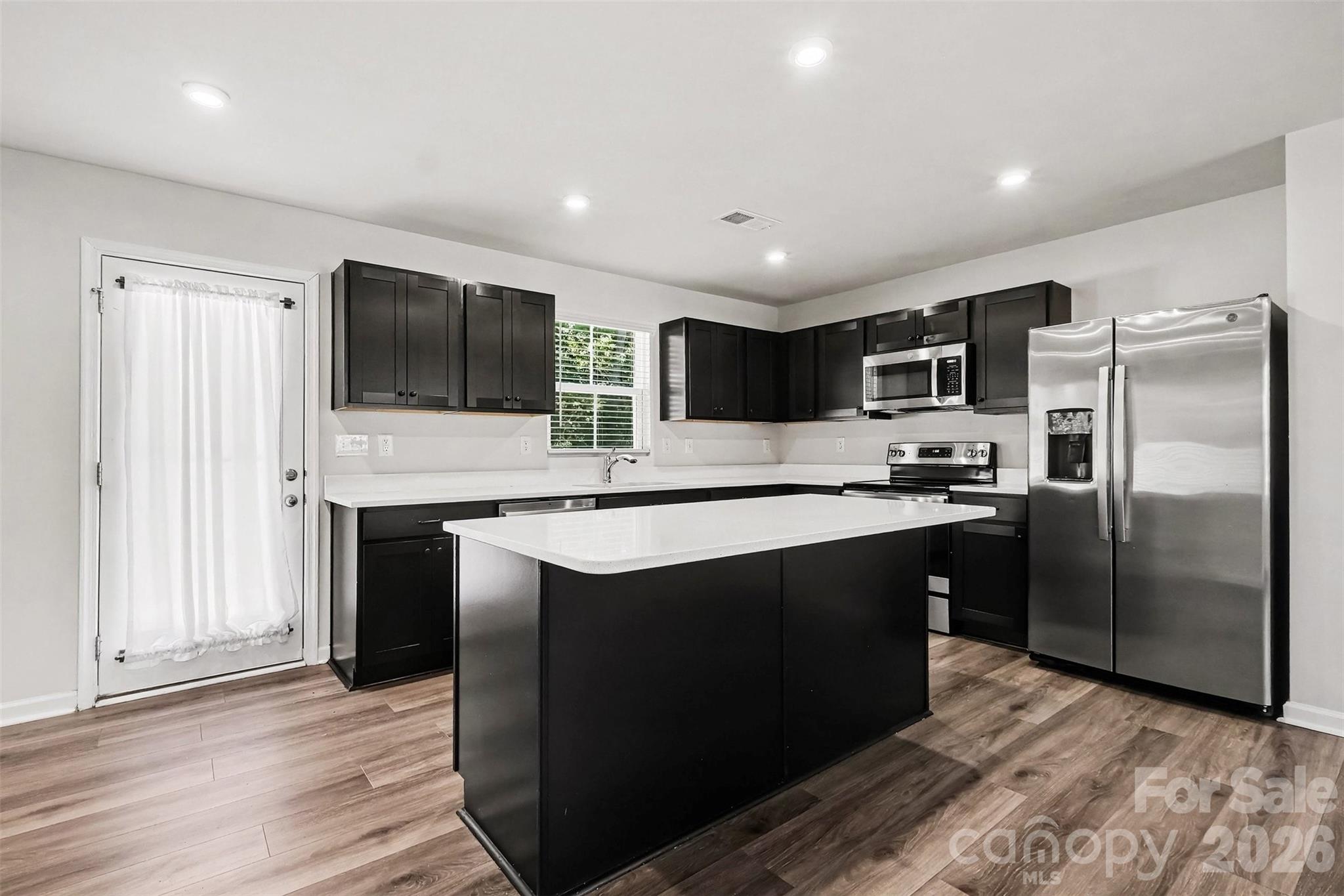5132 Rustling Pines Court — Charlotte