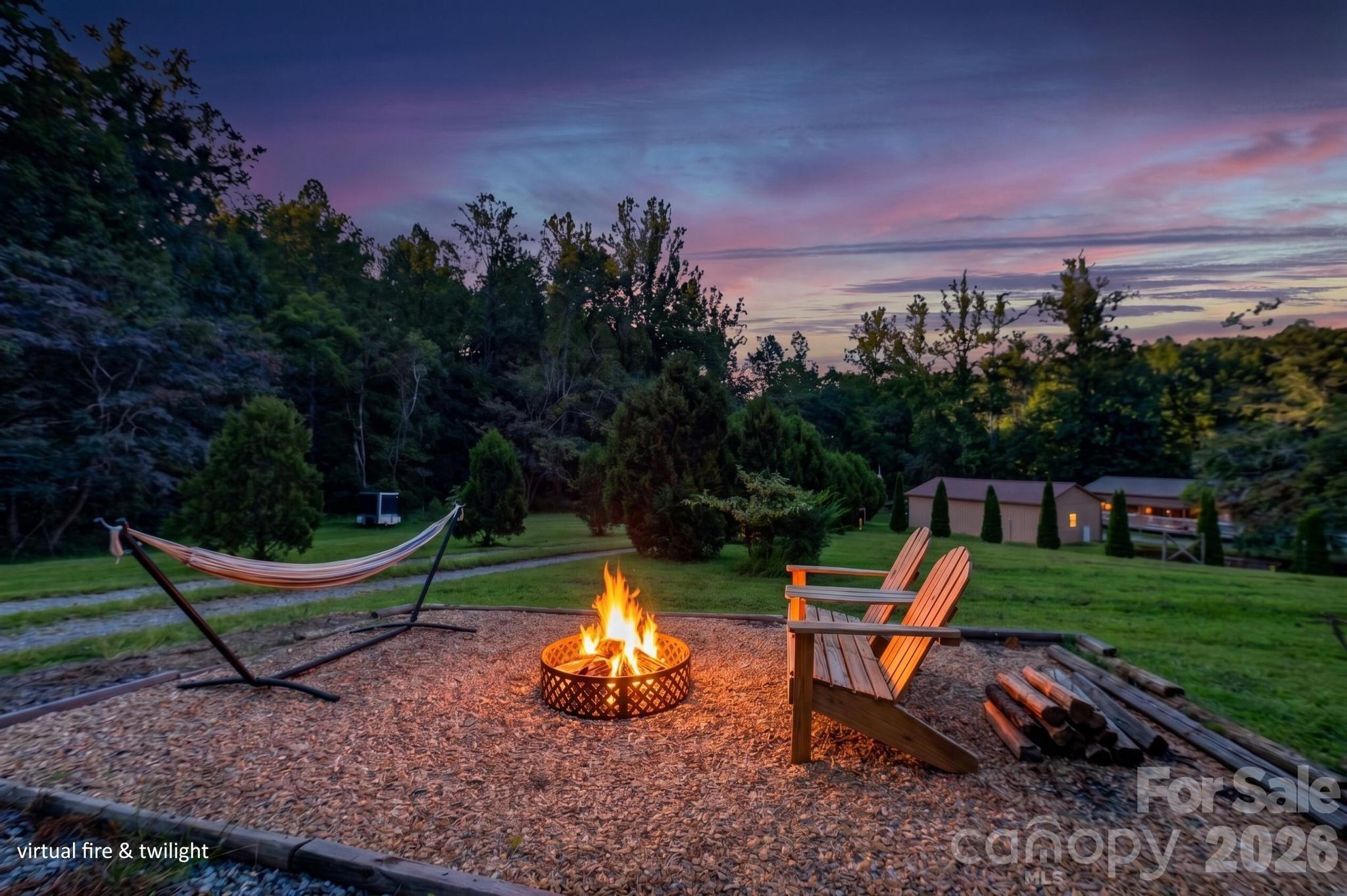 2437 S Rosedale Drive — Lenoir