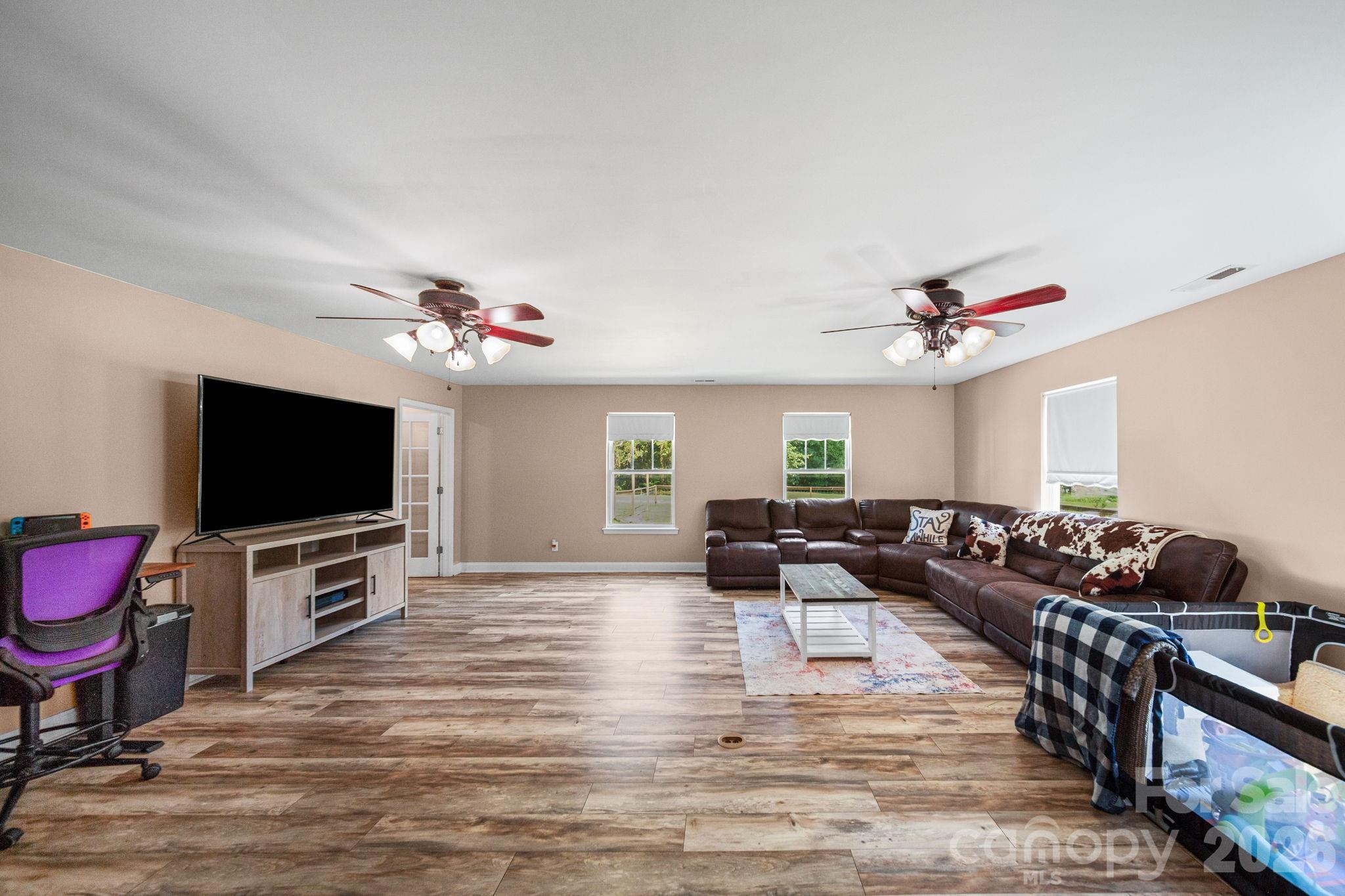 1360 Standing Oak Drive — Granite Quarry