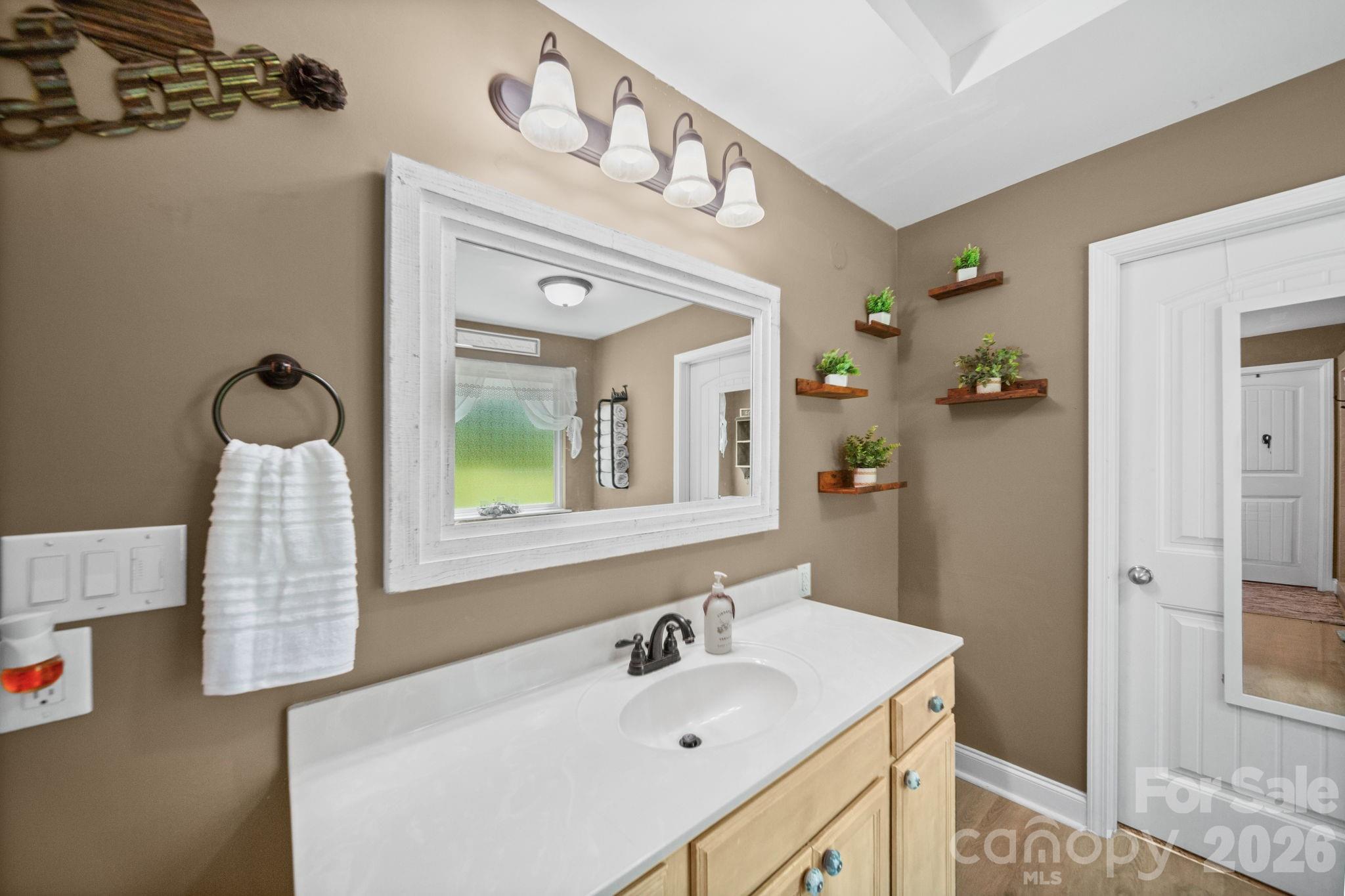 1360 Standing Oak Drive — Granite Quarry
