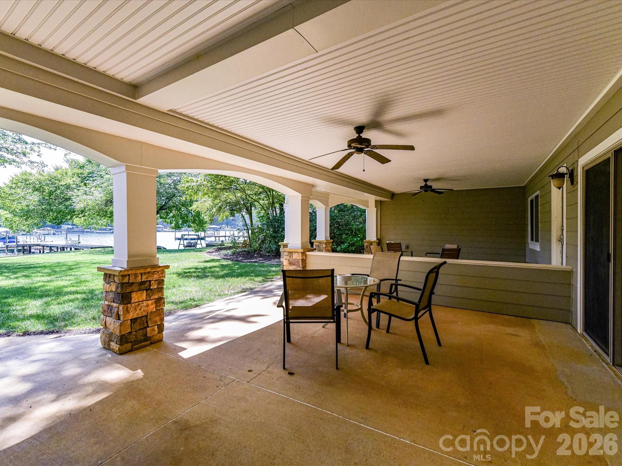 16211 Terry Lane — Huntersville