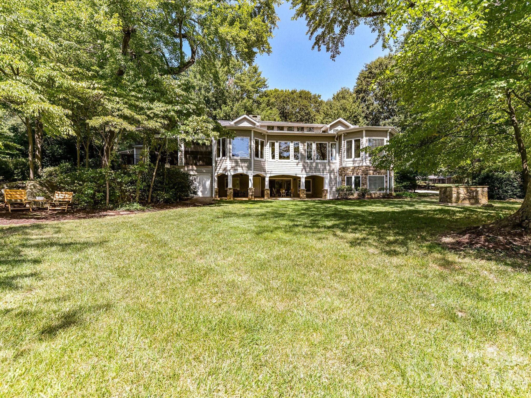 16211 Terry Lane — Huntersville