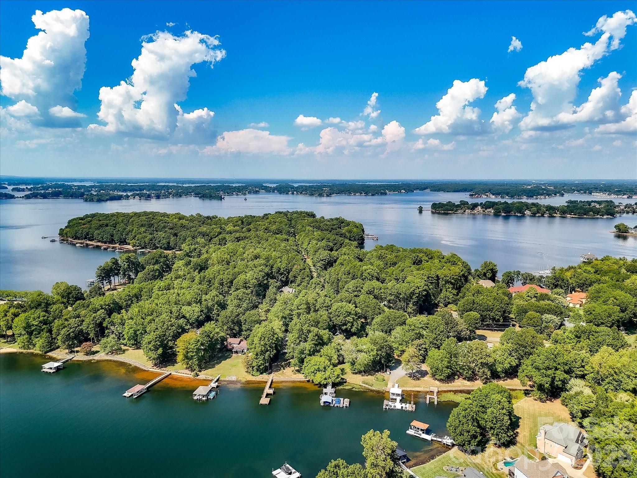 16211 Terry Lane — Huntersville