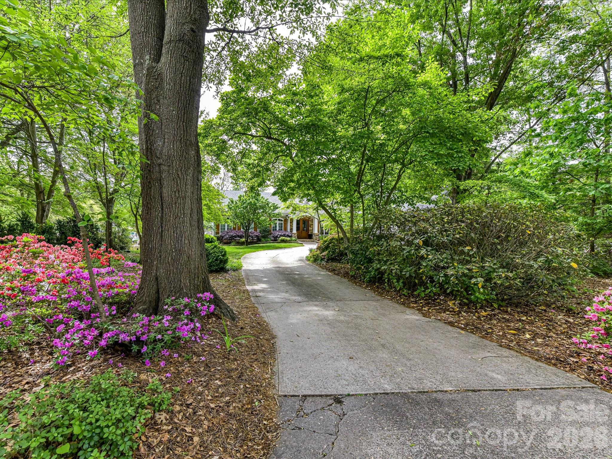 16211 Terry Lane — Huntersville