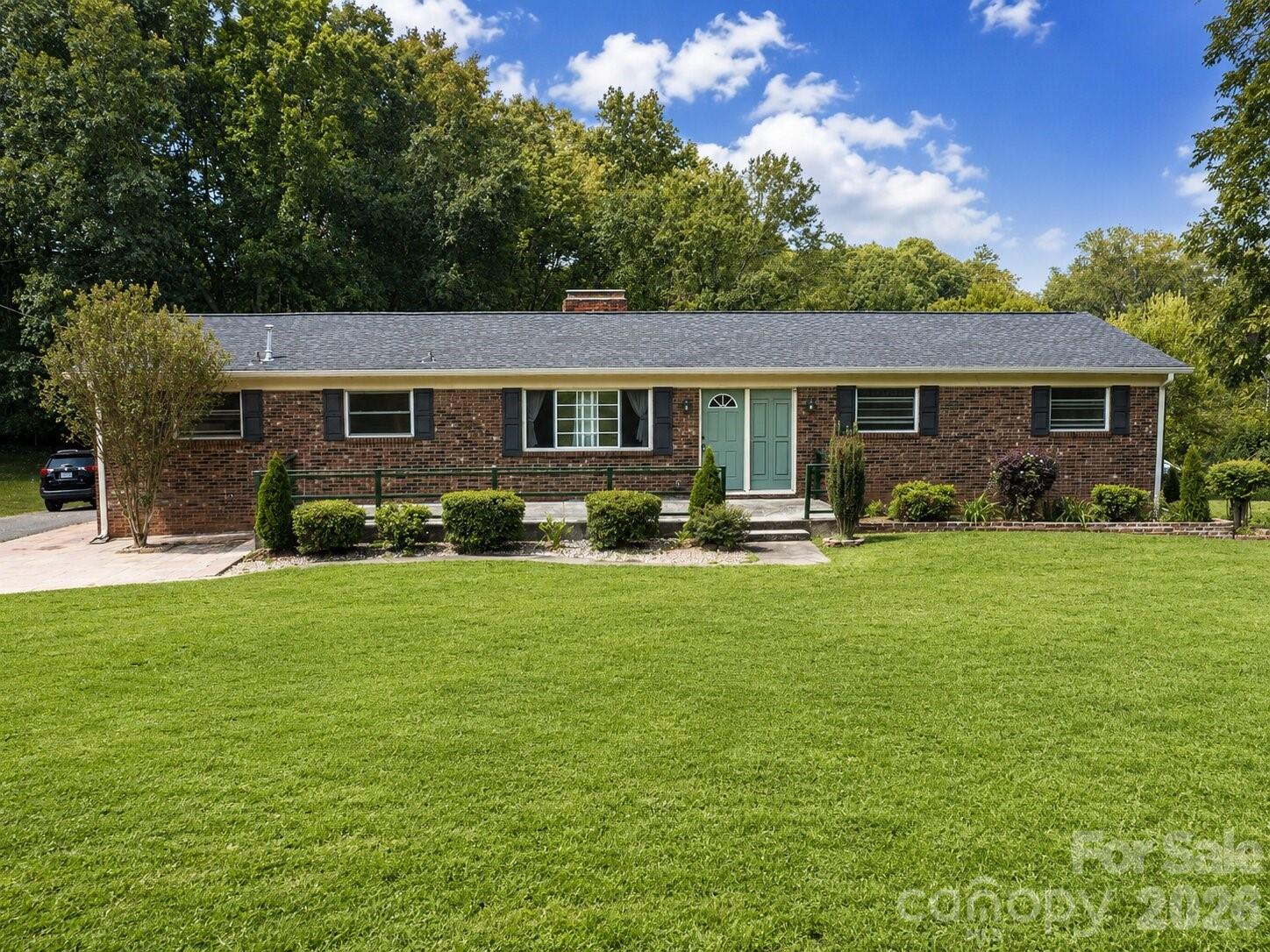9716 Sunway Drive — Mint Hill