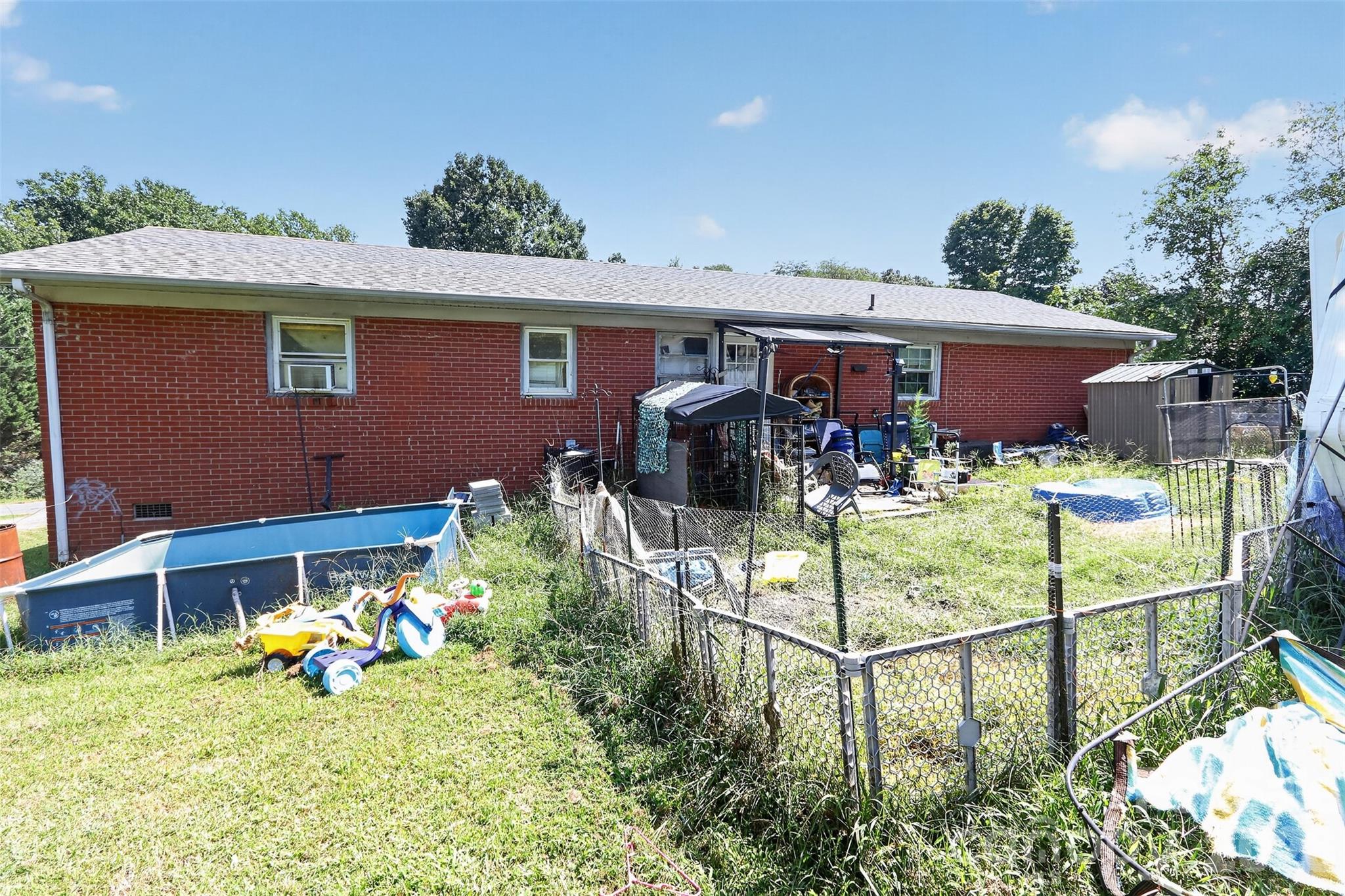 521 Lee Drive — Shelby