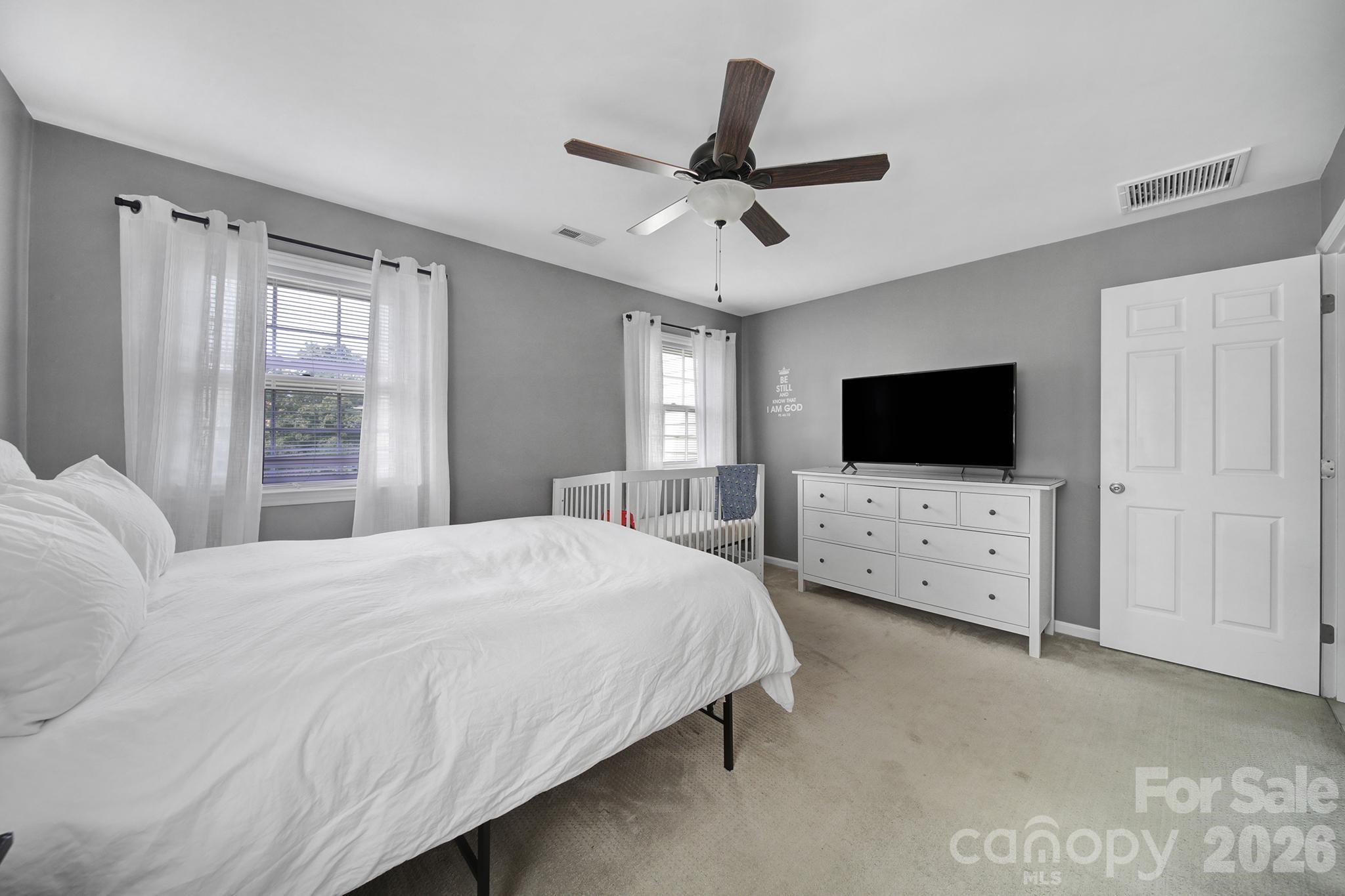3208 Selwyn Farms Lane #6 — Charlotte