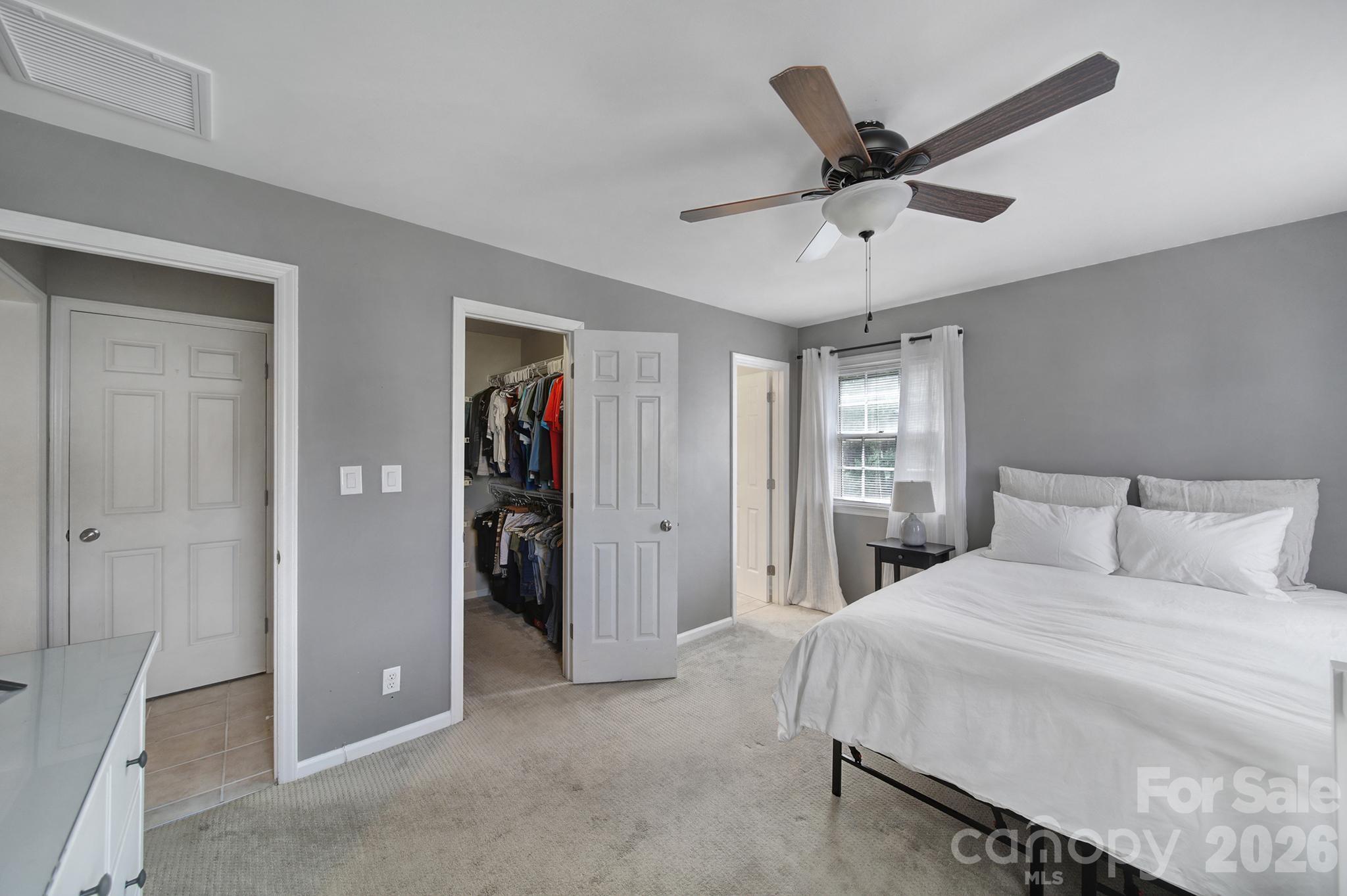 3208 Selwyn Farms Lane #6 — Charlotte