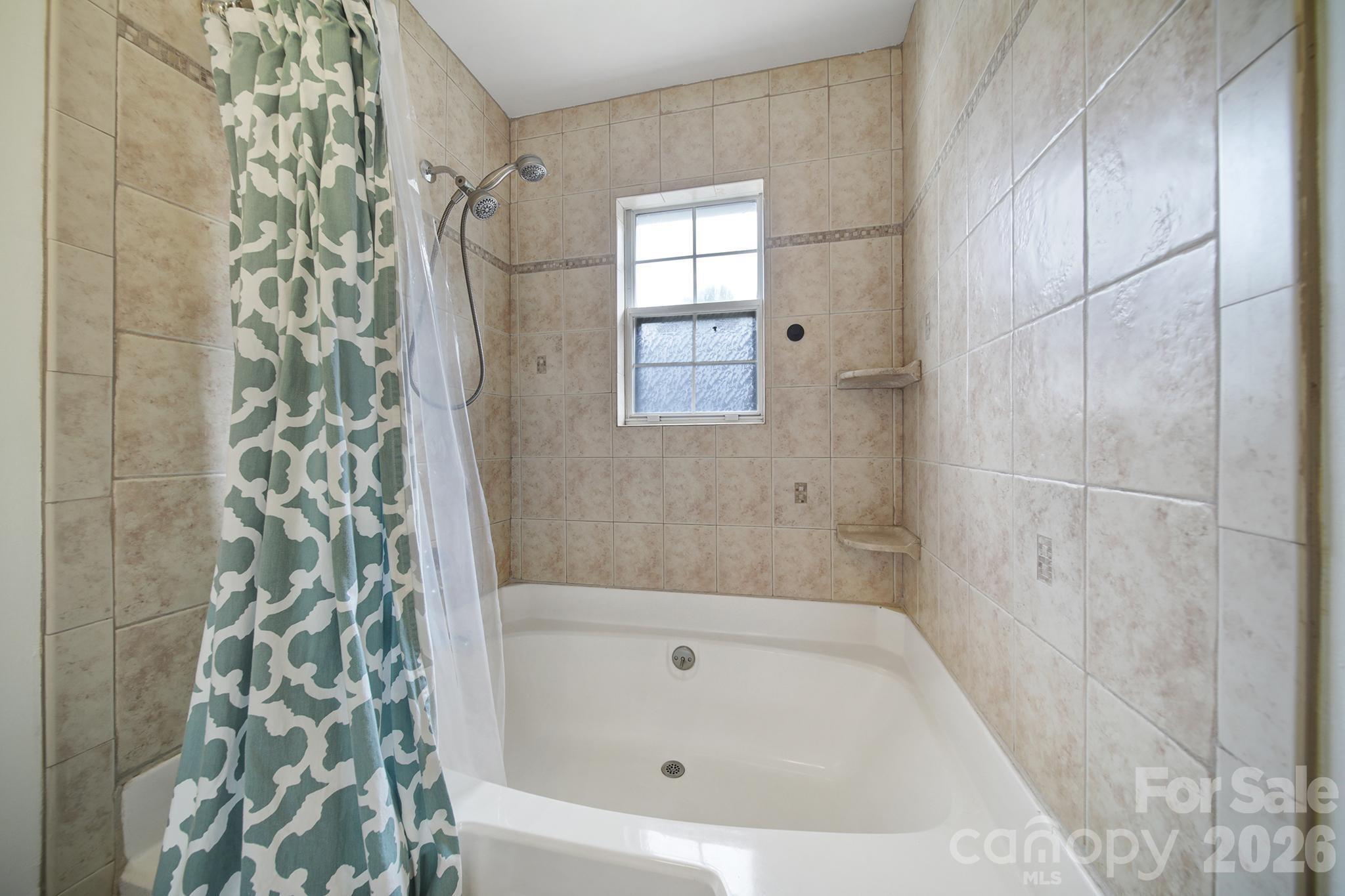 3208 Selwyn Farms Lane #6 — Charlotte