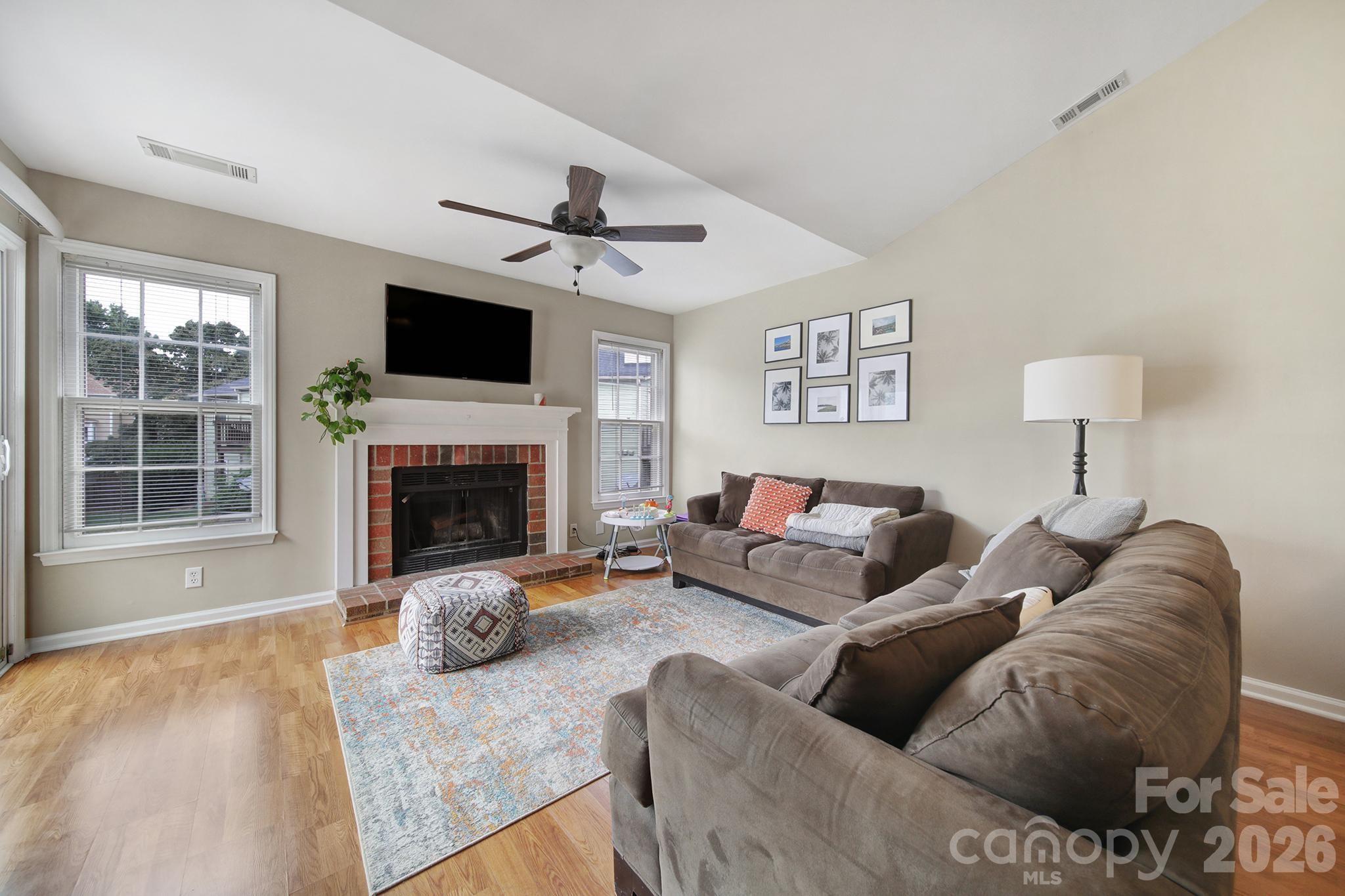 3208 Selwyn Farms Lane #6 — Charlotte