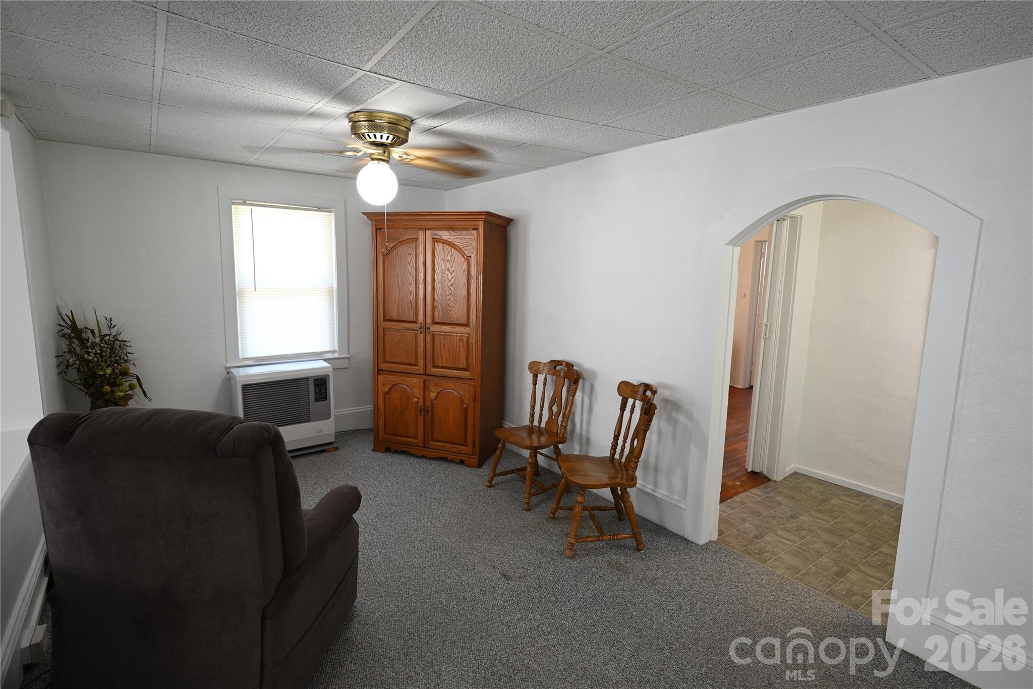 105 Owens Avenue NE — Drexel
