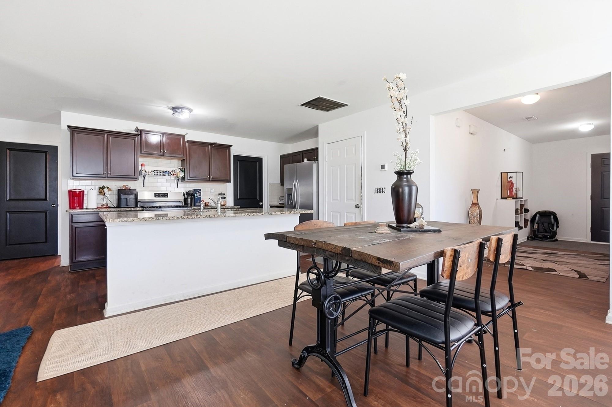 1718 Aldershot Court — Dallas