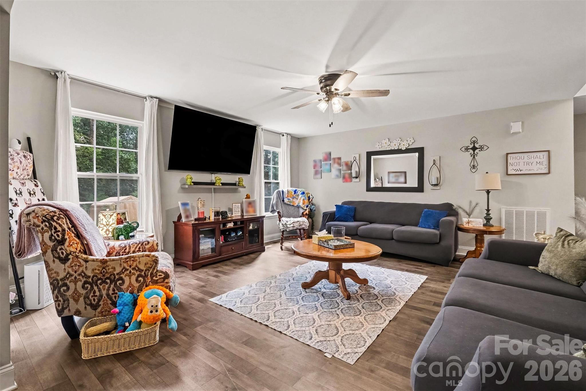 6705 Long Island Road — Catawba
