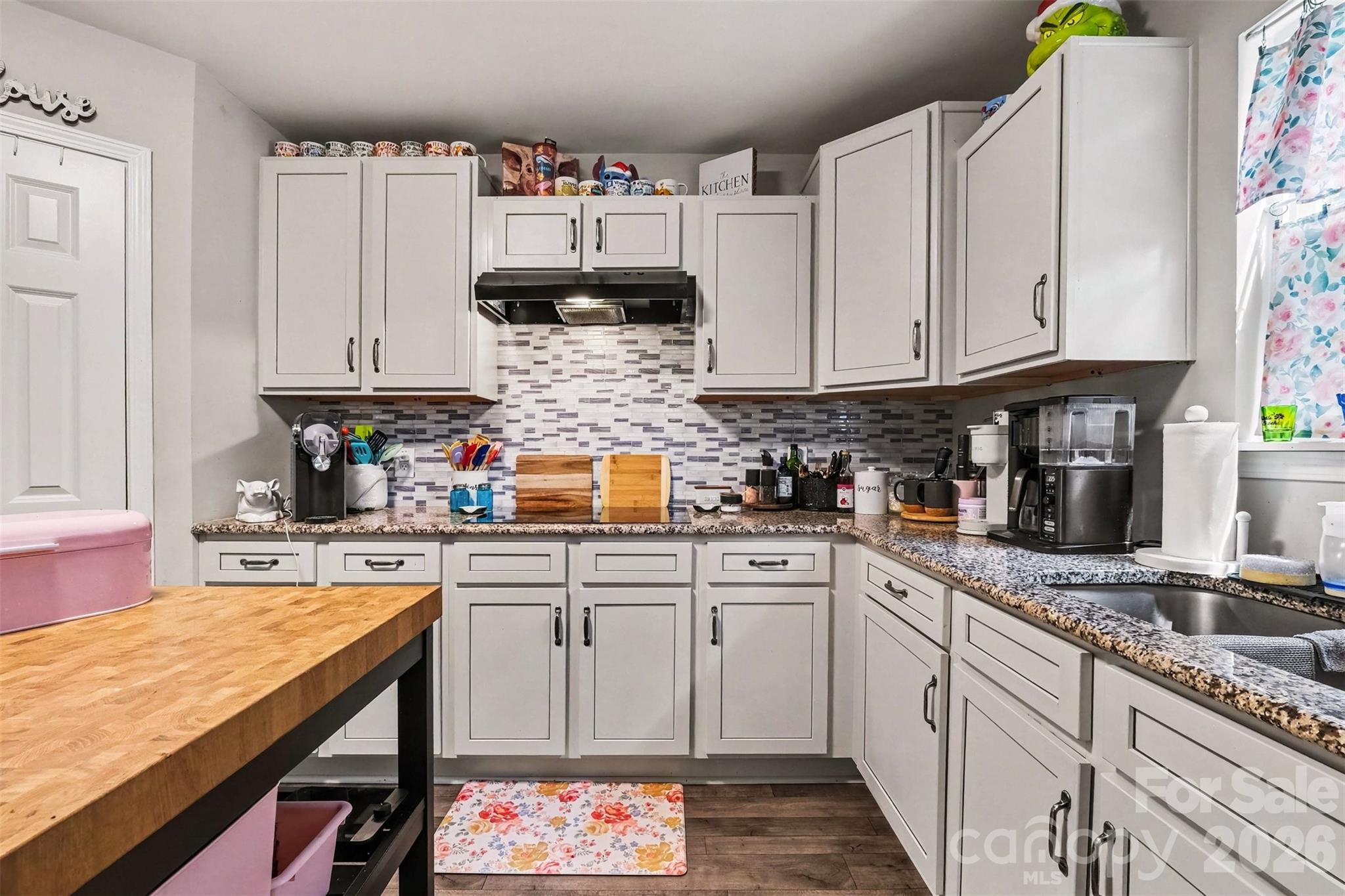 6705 Long Island Road — Catawba