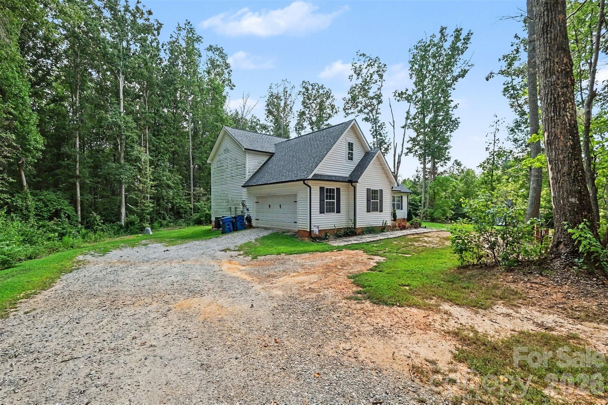 6705 Long Island Road — Catawba