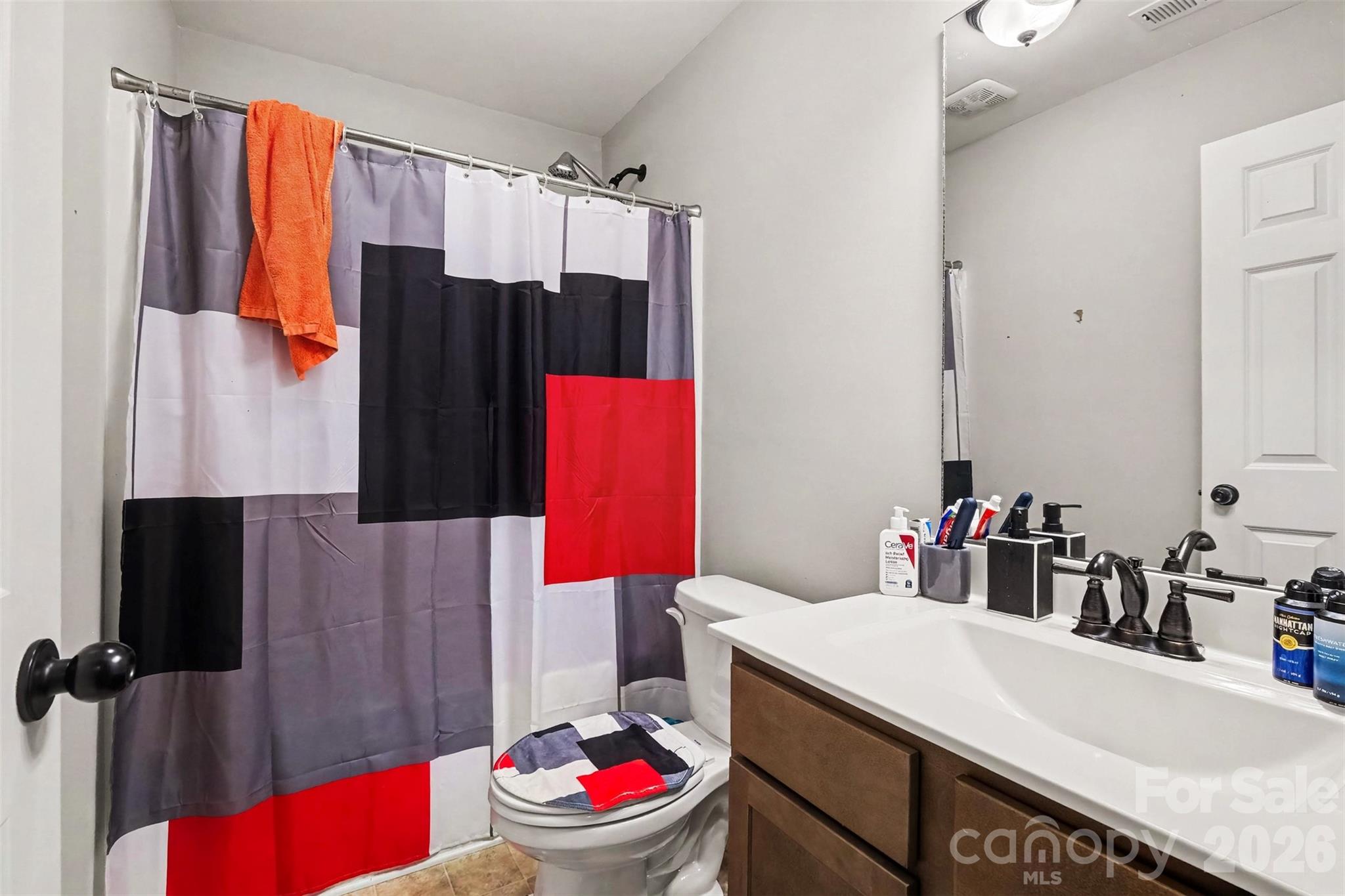 6705 Long Island Road — Catawba