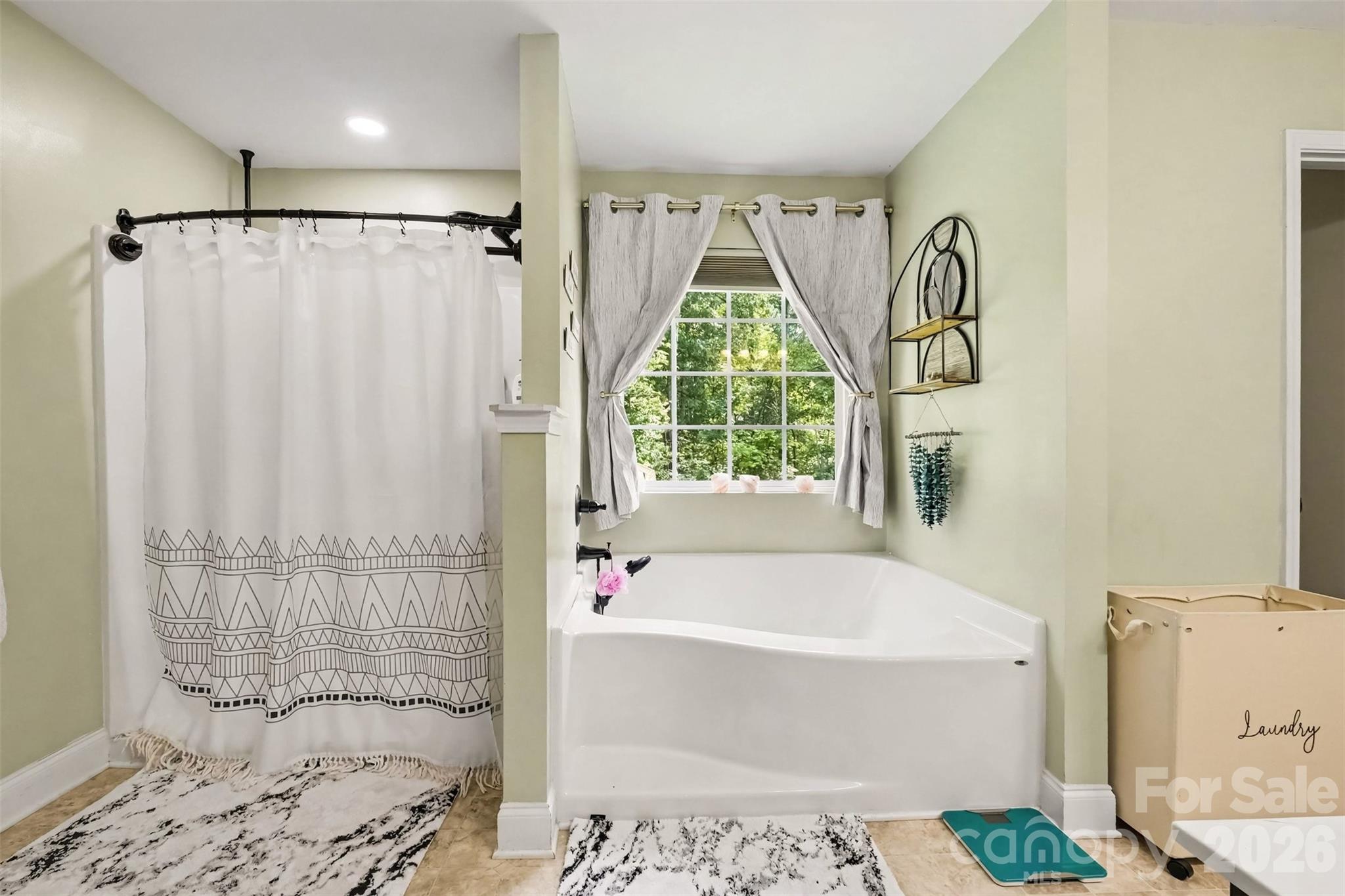 6705 Long Island Road — Catawba