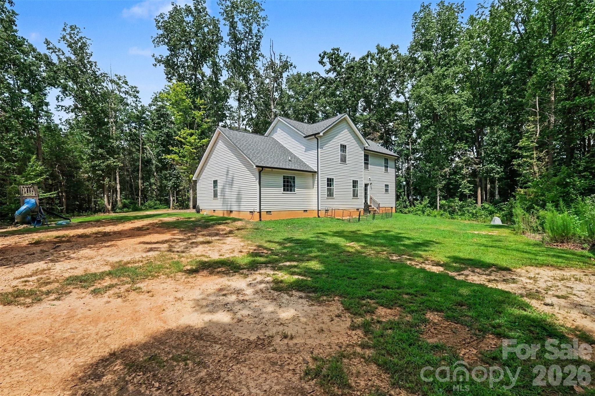 6705 Long Island Road — Catawba
