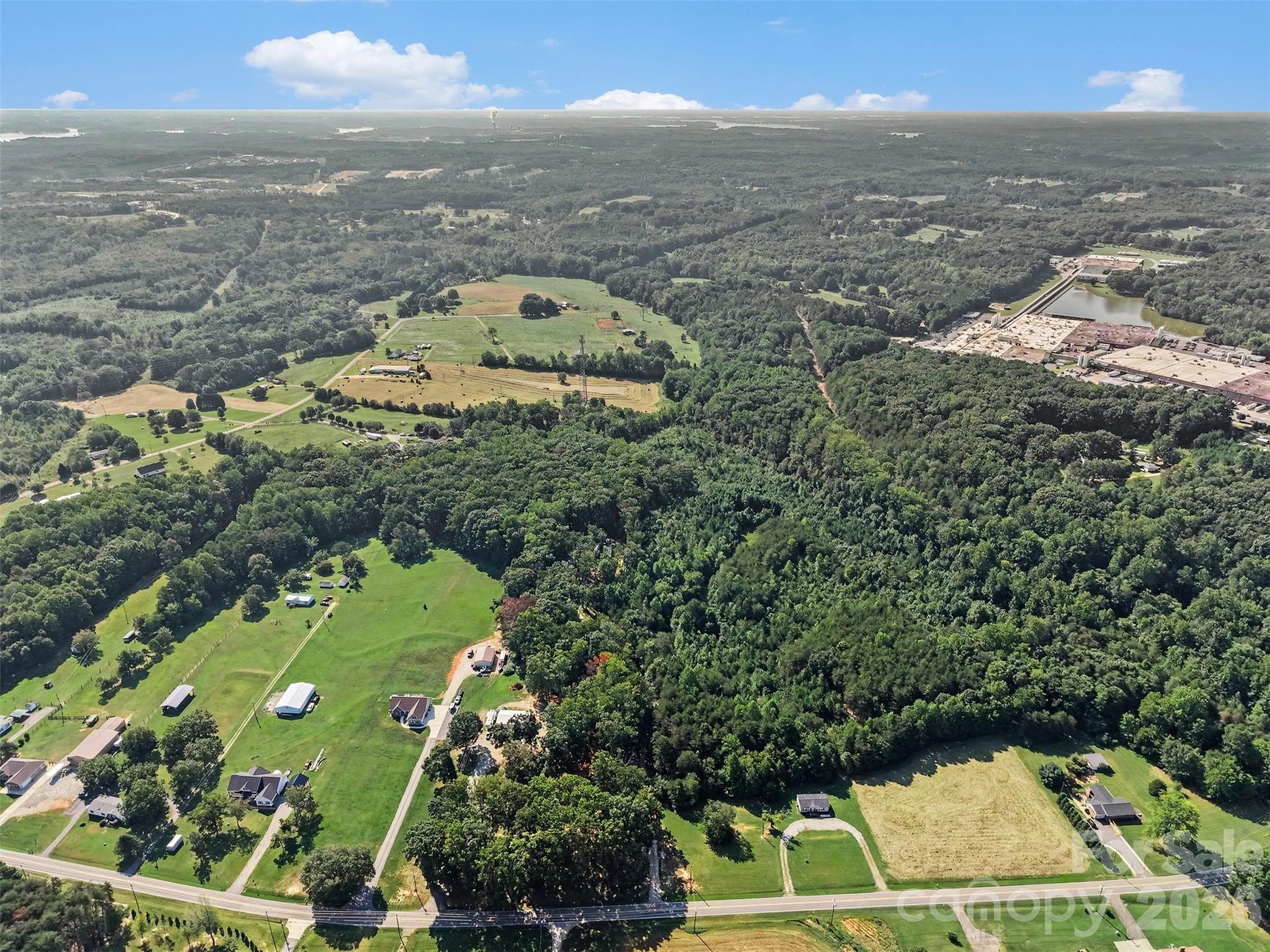 6705 Long Island Road — Catawba