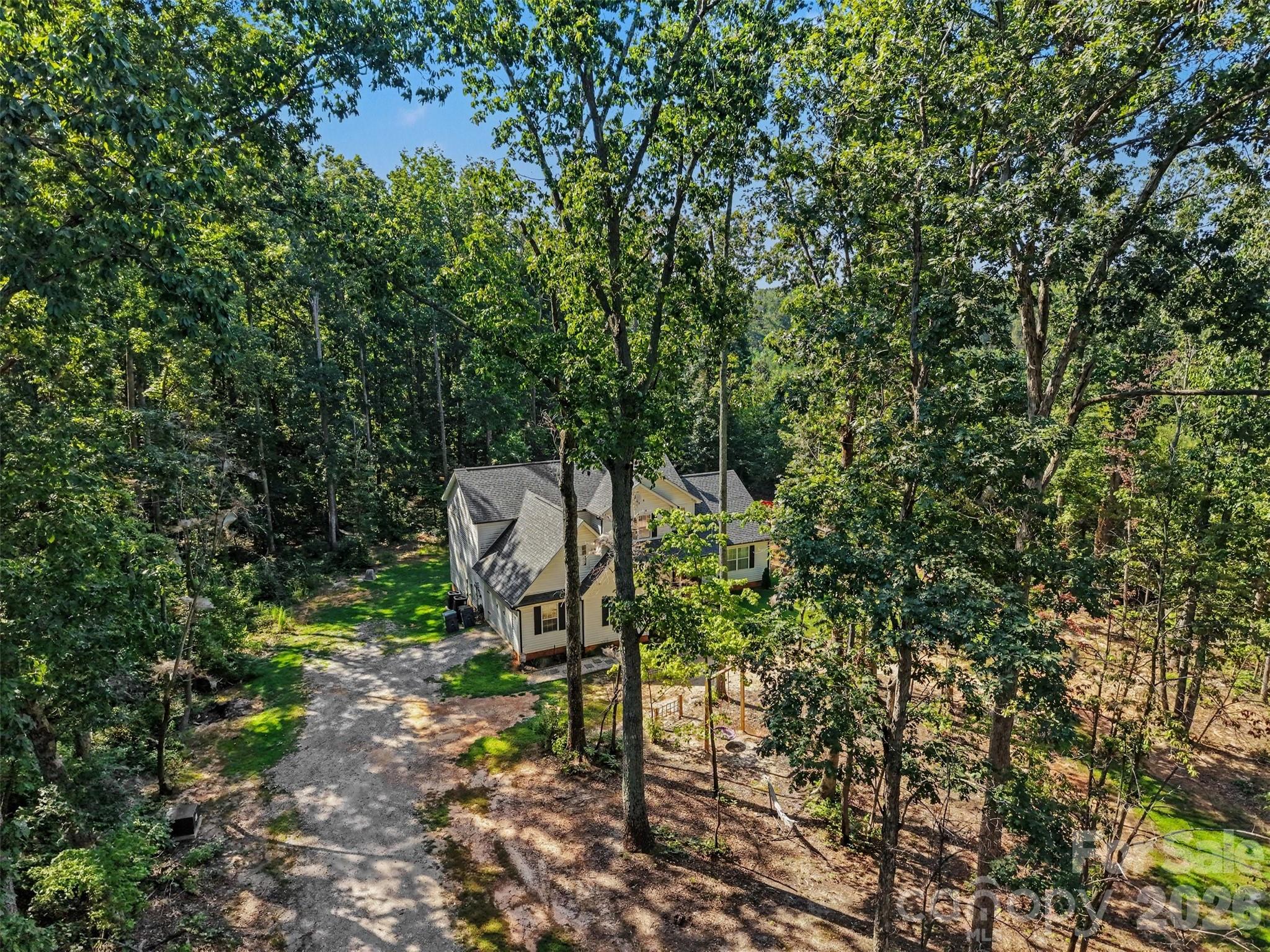 6705 Long Island Road — Catawba
