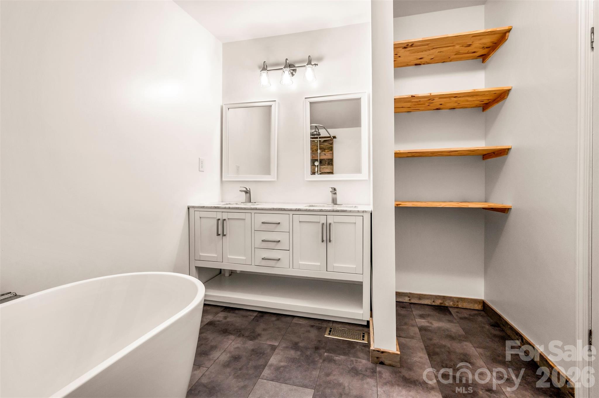 3011 Mill Race Court — Morganton