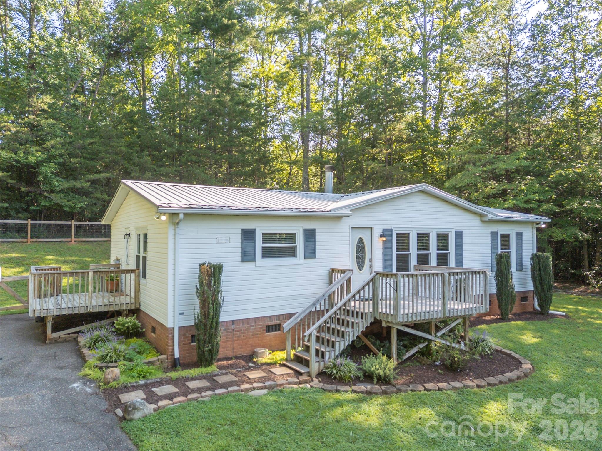 3011 Mill Race Court — Morganton