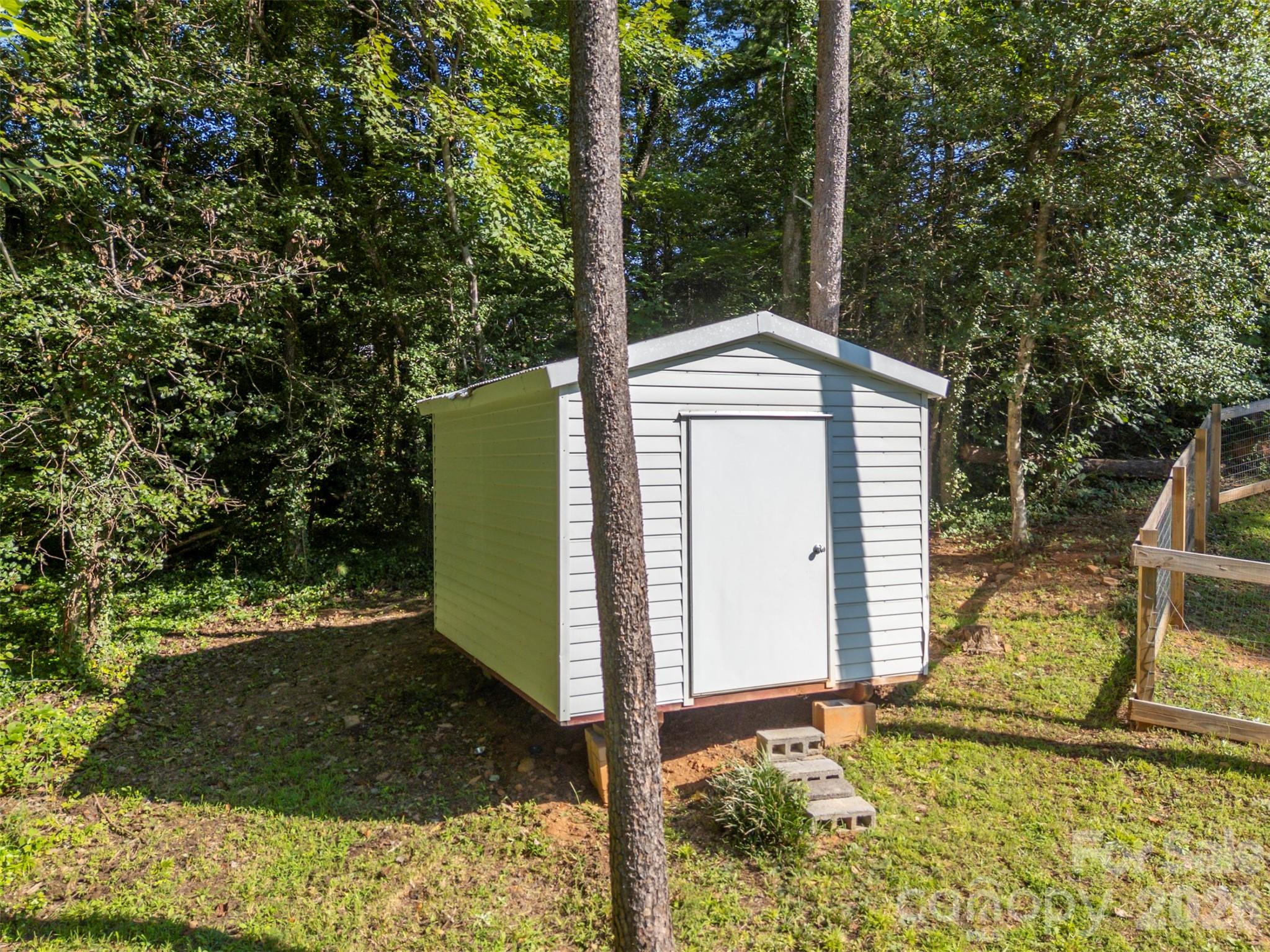 3011 Mill Race Court — Morganton
