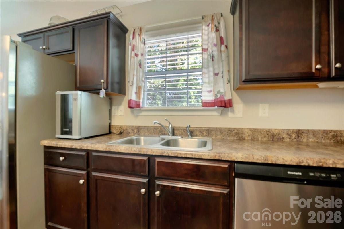 1057 Bolivia Drive — Gastonia