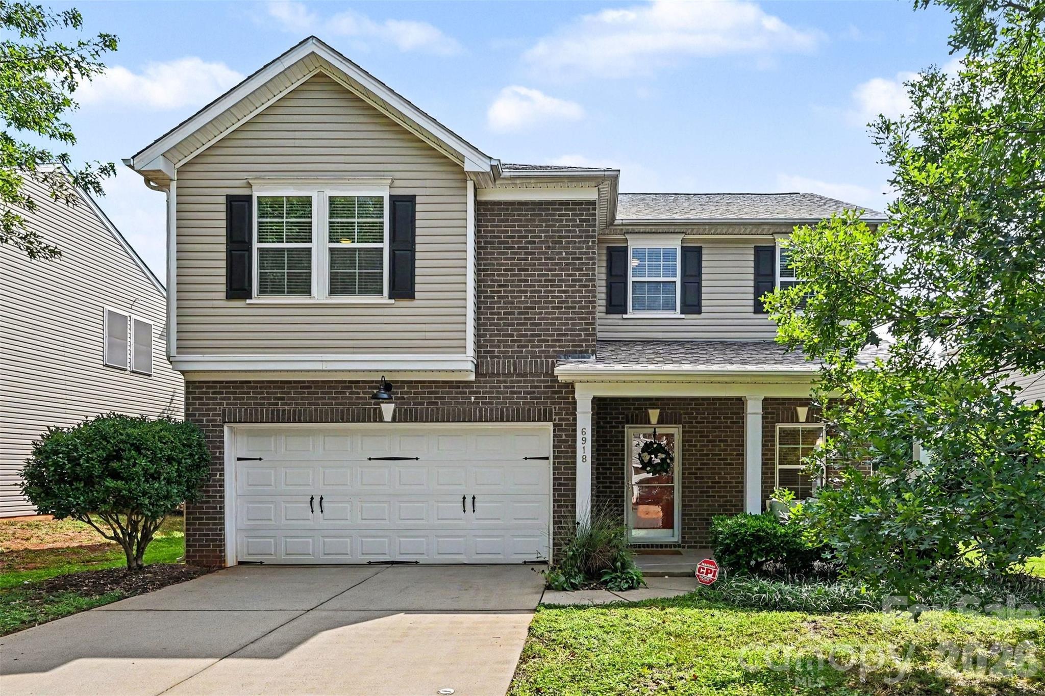 6918 Barefoot Forest Drive — Charlotte