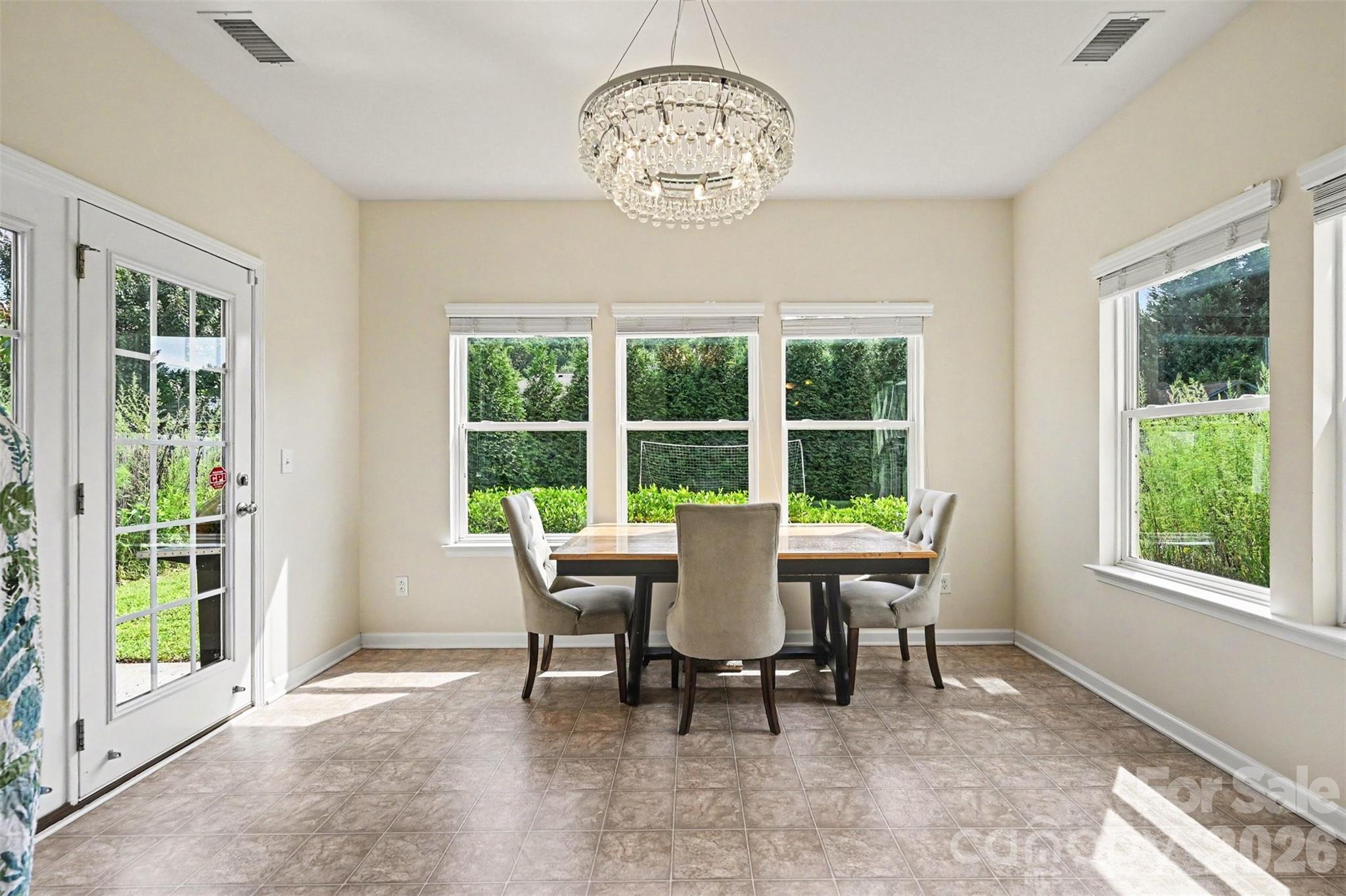 6918 Barefoot Forest Drive — Charlotte
