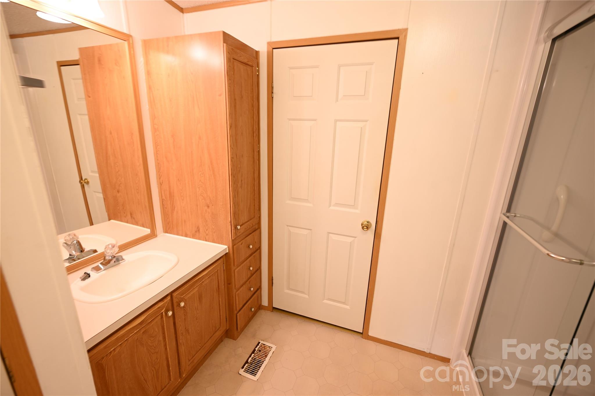 3435 Nelson Lane — Morganton