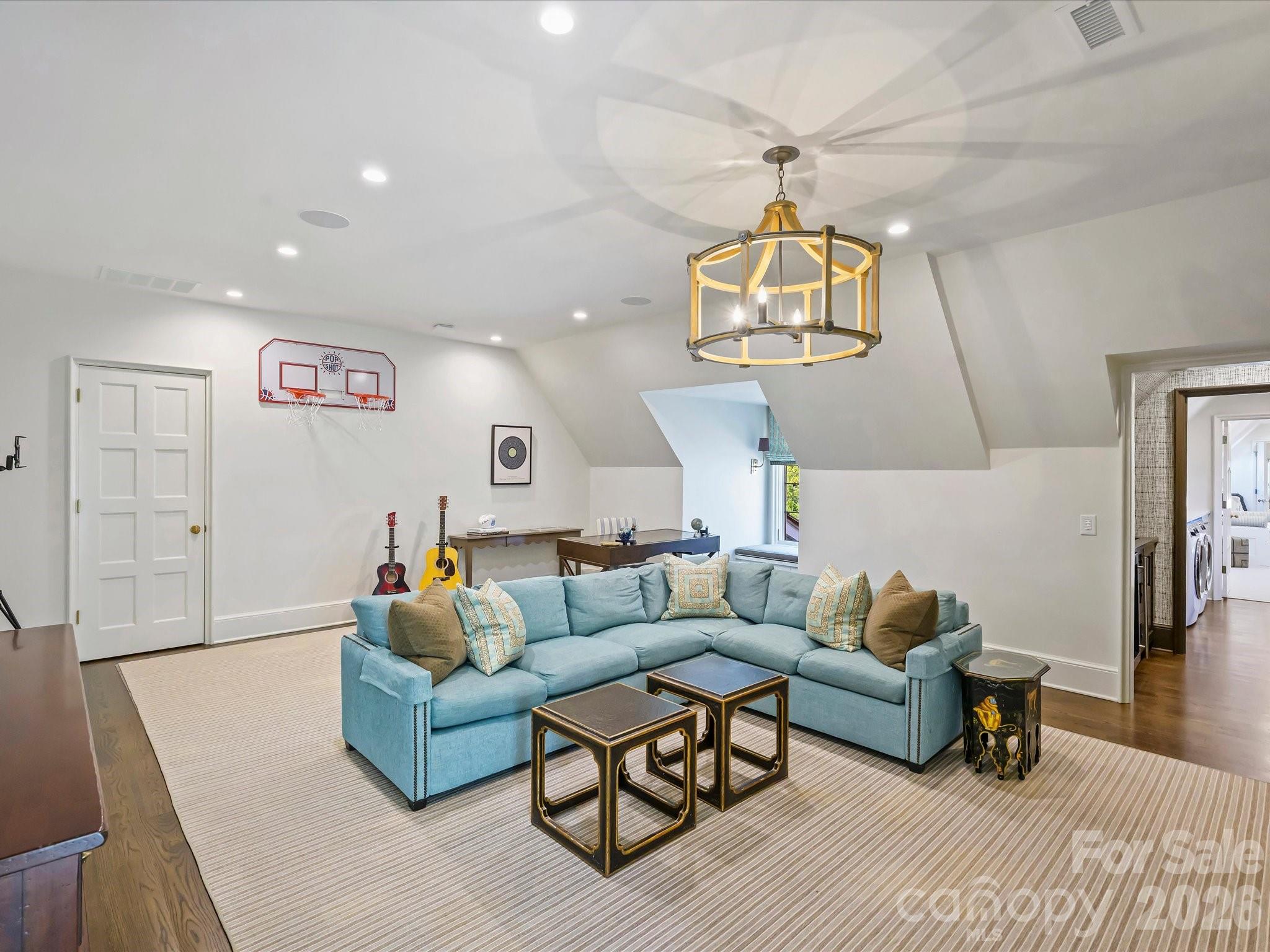 2414 Forest Drive — Charlotte