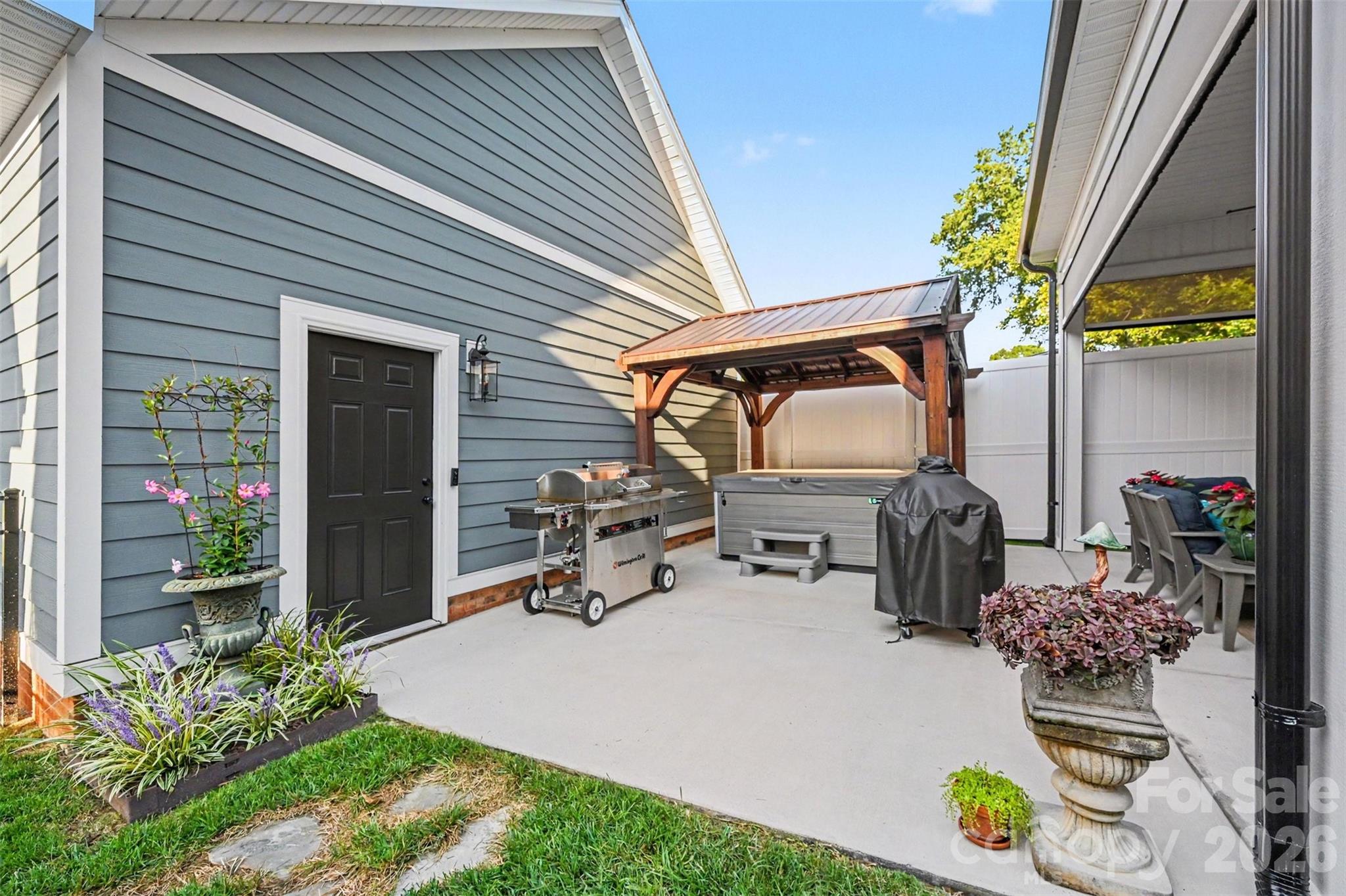 131 W F Street — Kannapolis