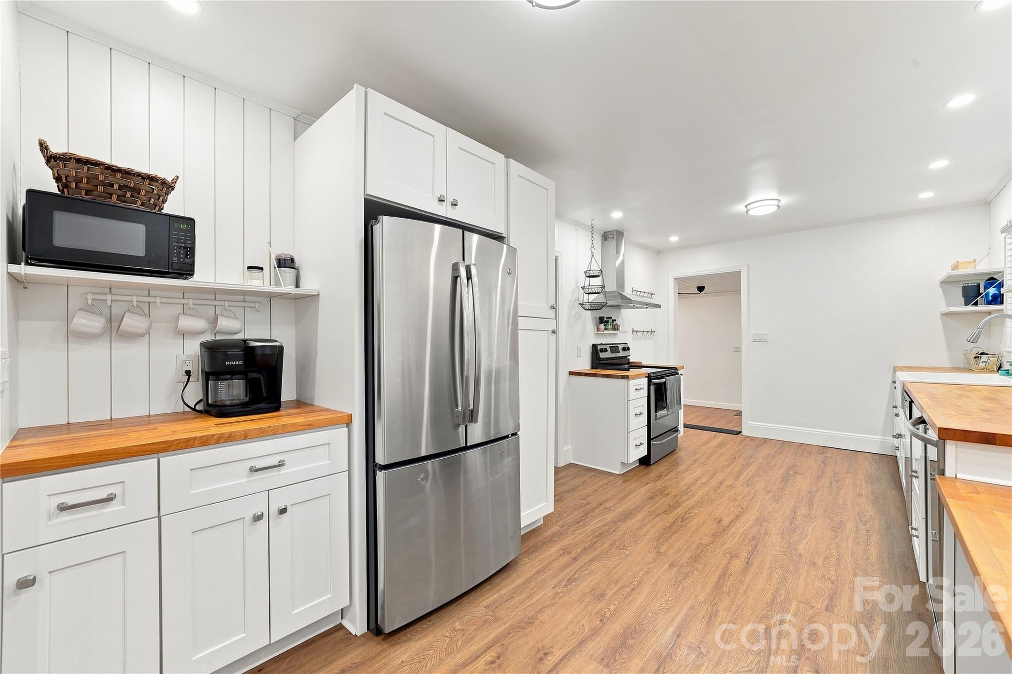 8008 Chapman Street — Charlotte