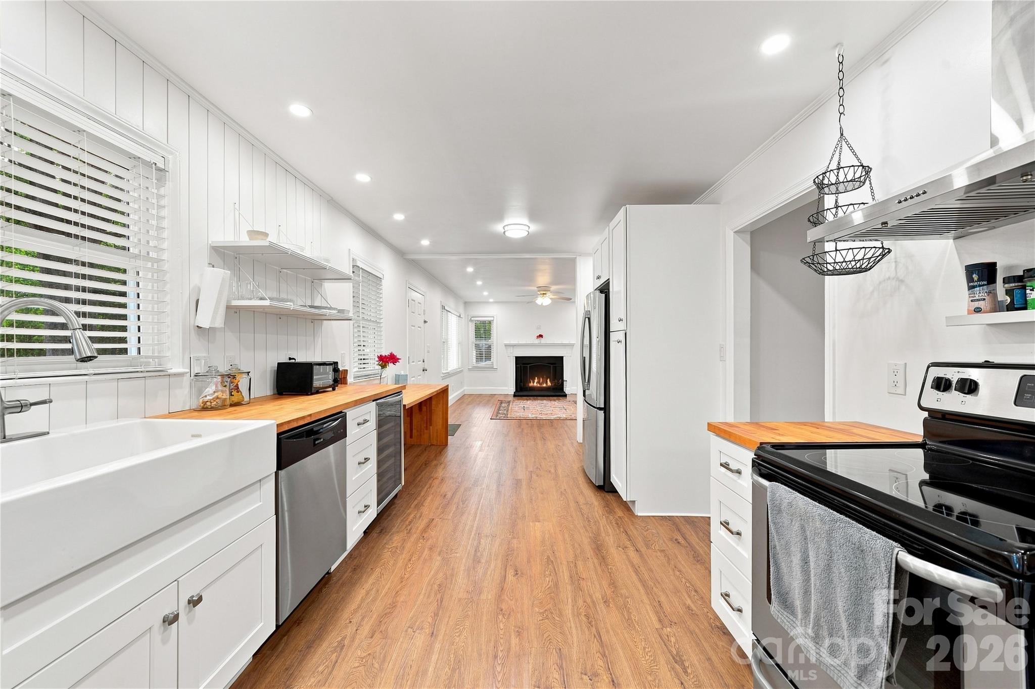 8008 Chapman Street — Charlotte