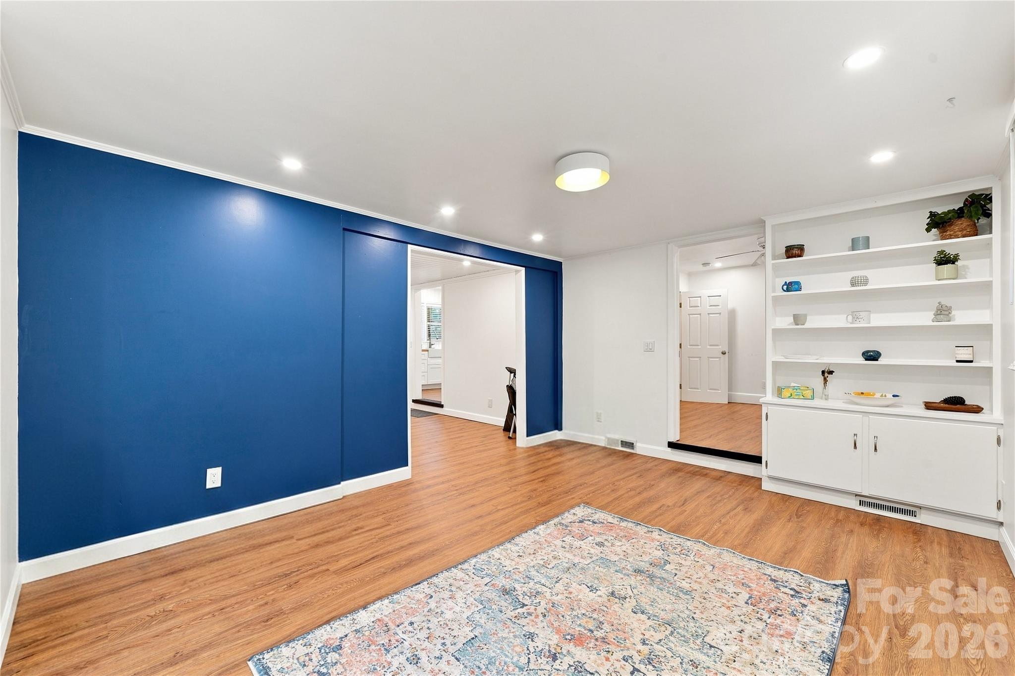 8008 Chapman Street — Charlotte
