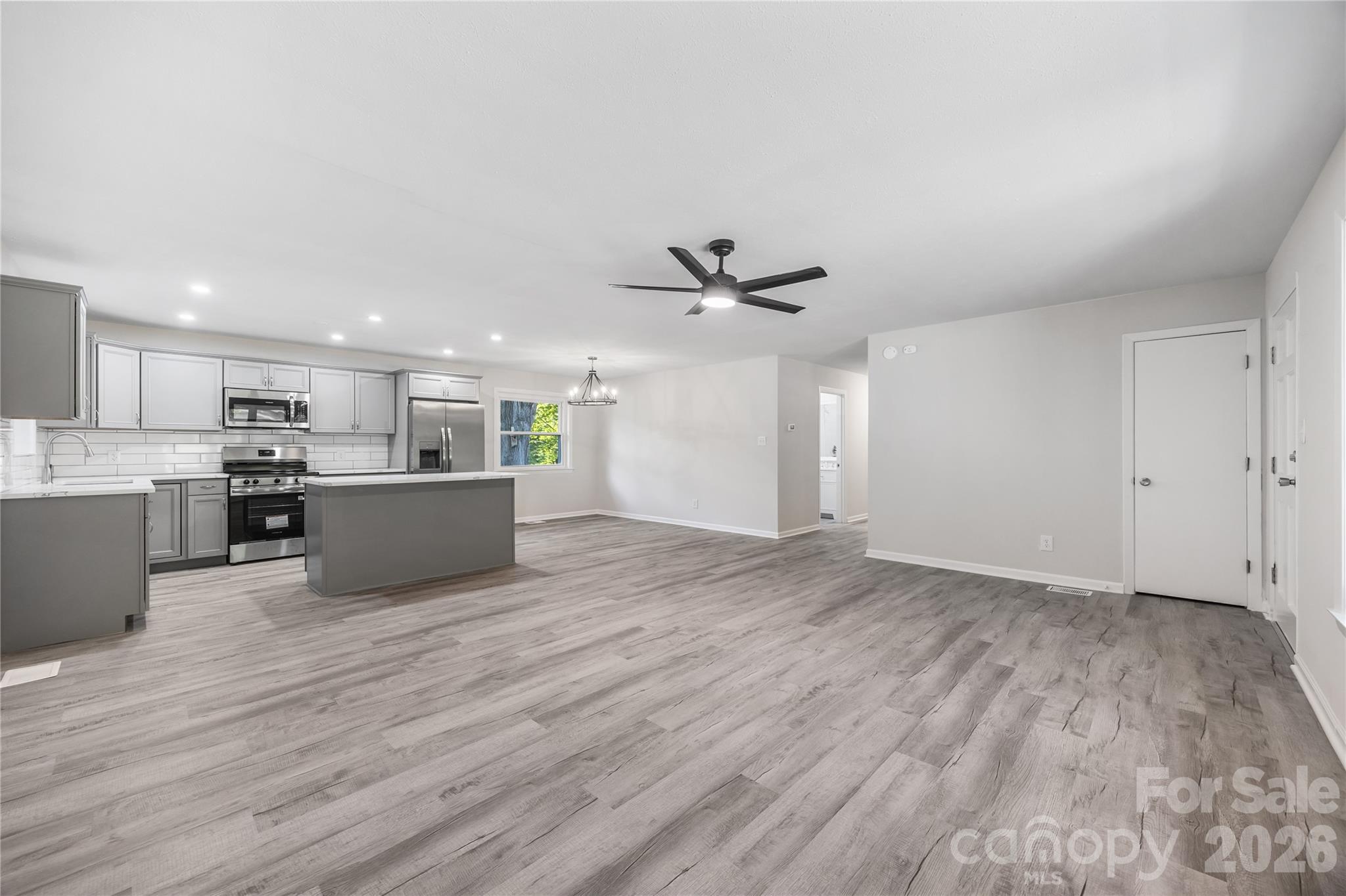 24668 Saint Martin Road — Albemarle