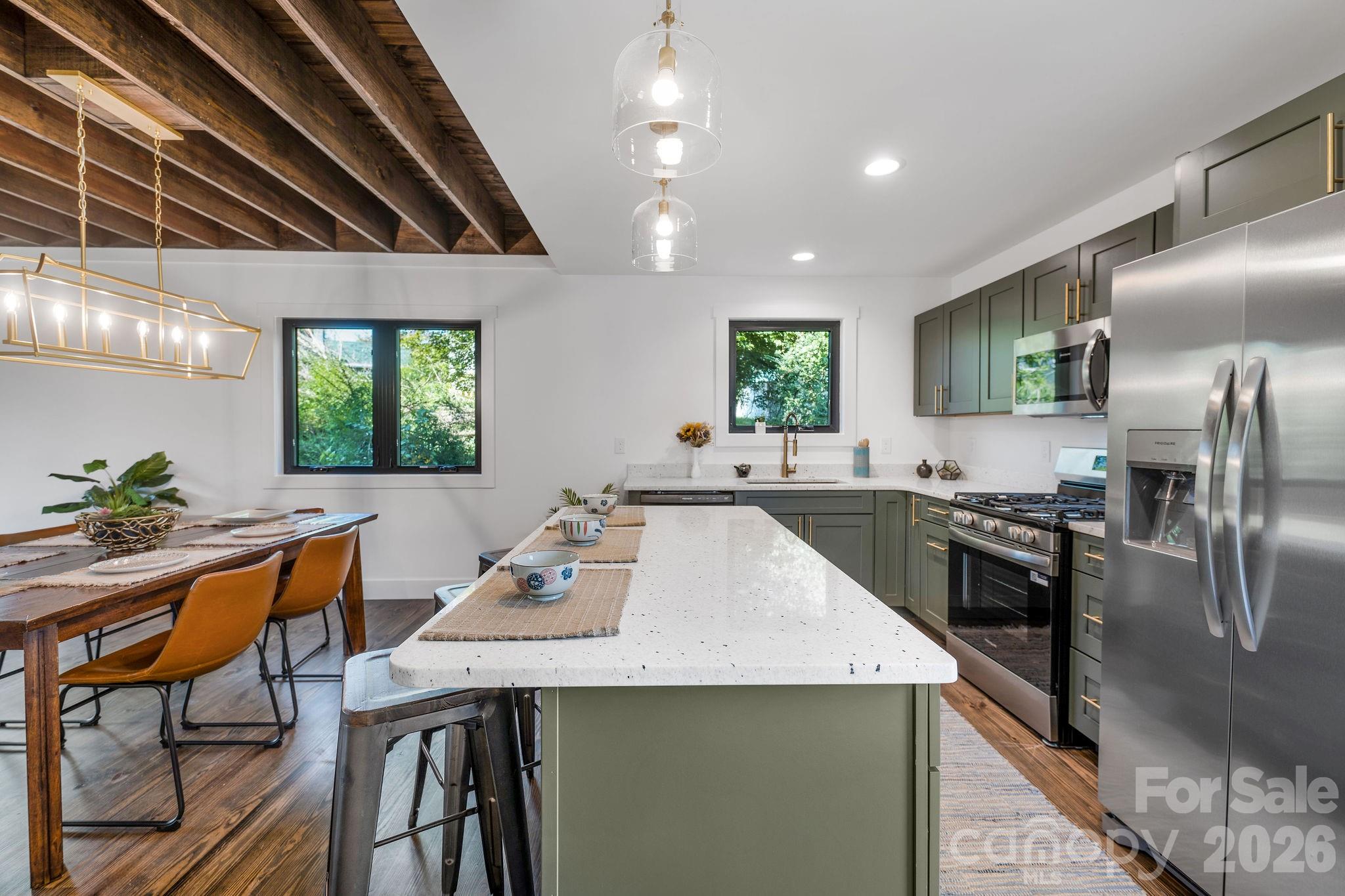 138 Shiloh Road — Asheville