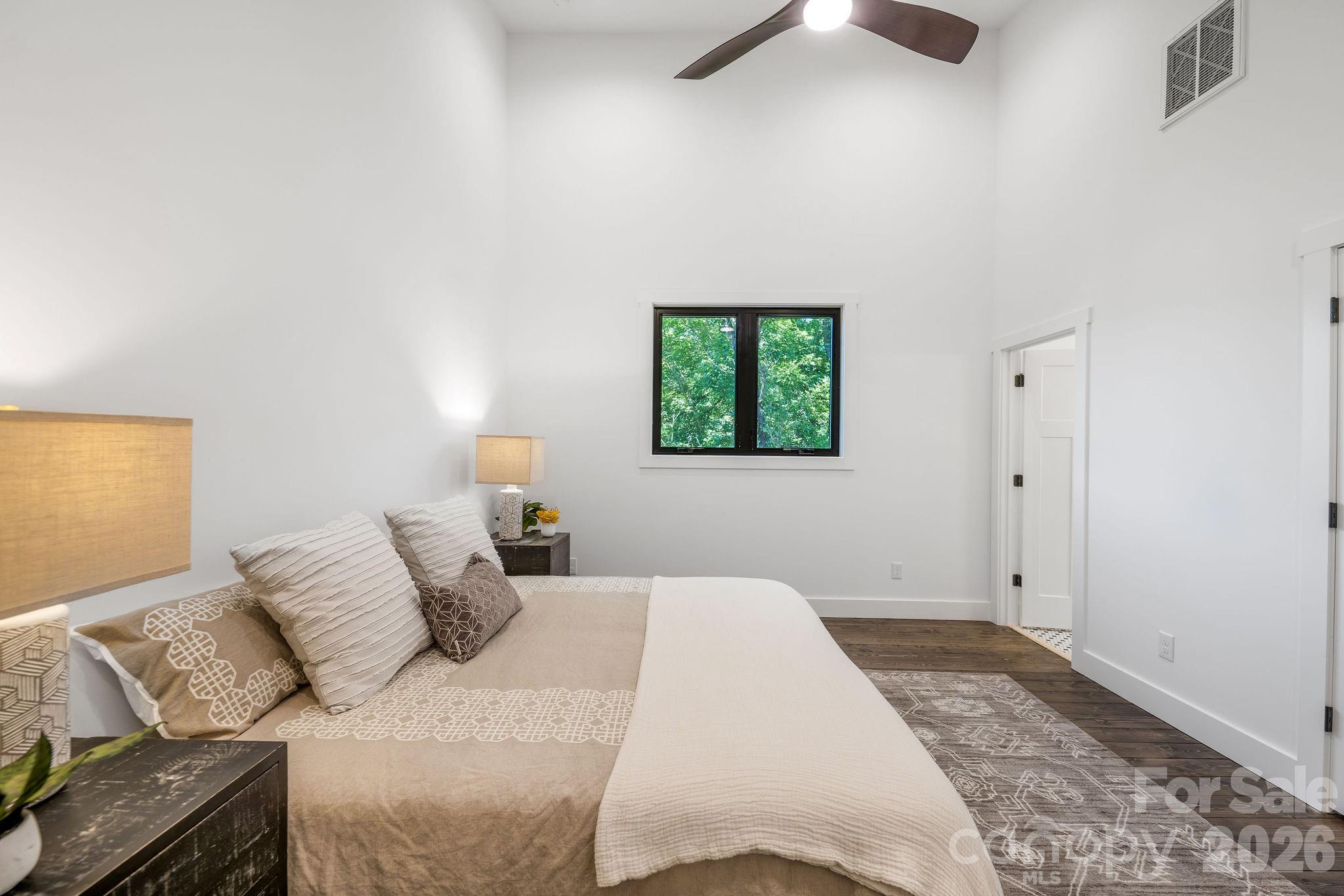 138 Shiloh Road — Asheville