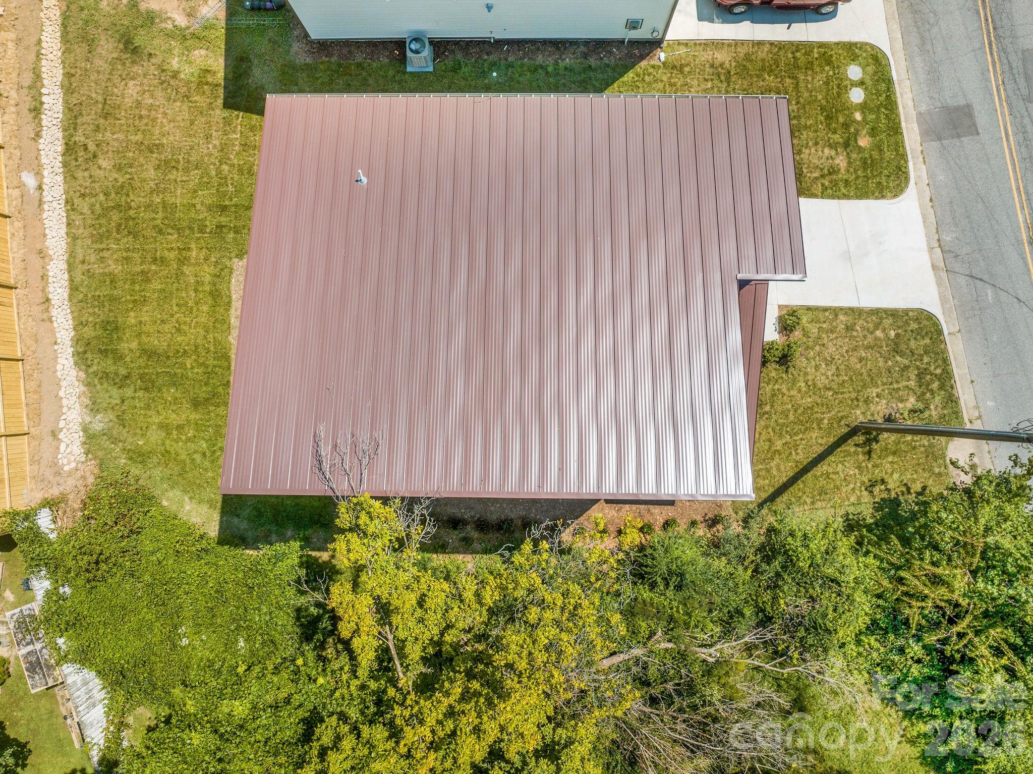 138 Shiloh Road — Asheville