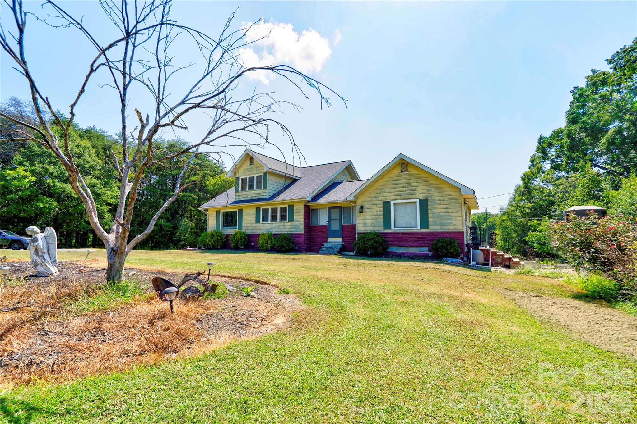 102 Star Drive — Grover