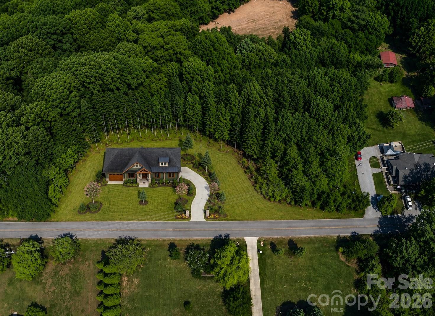 162 Clark Cove Road — Statesville